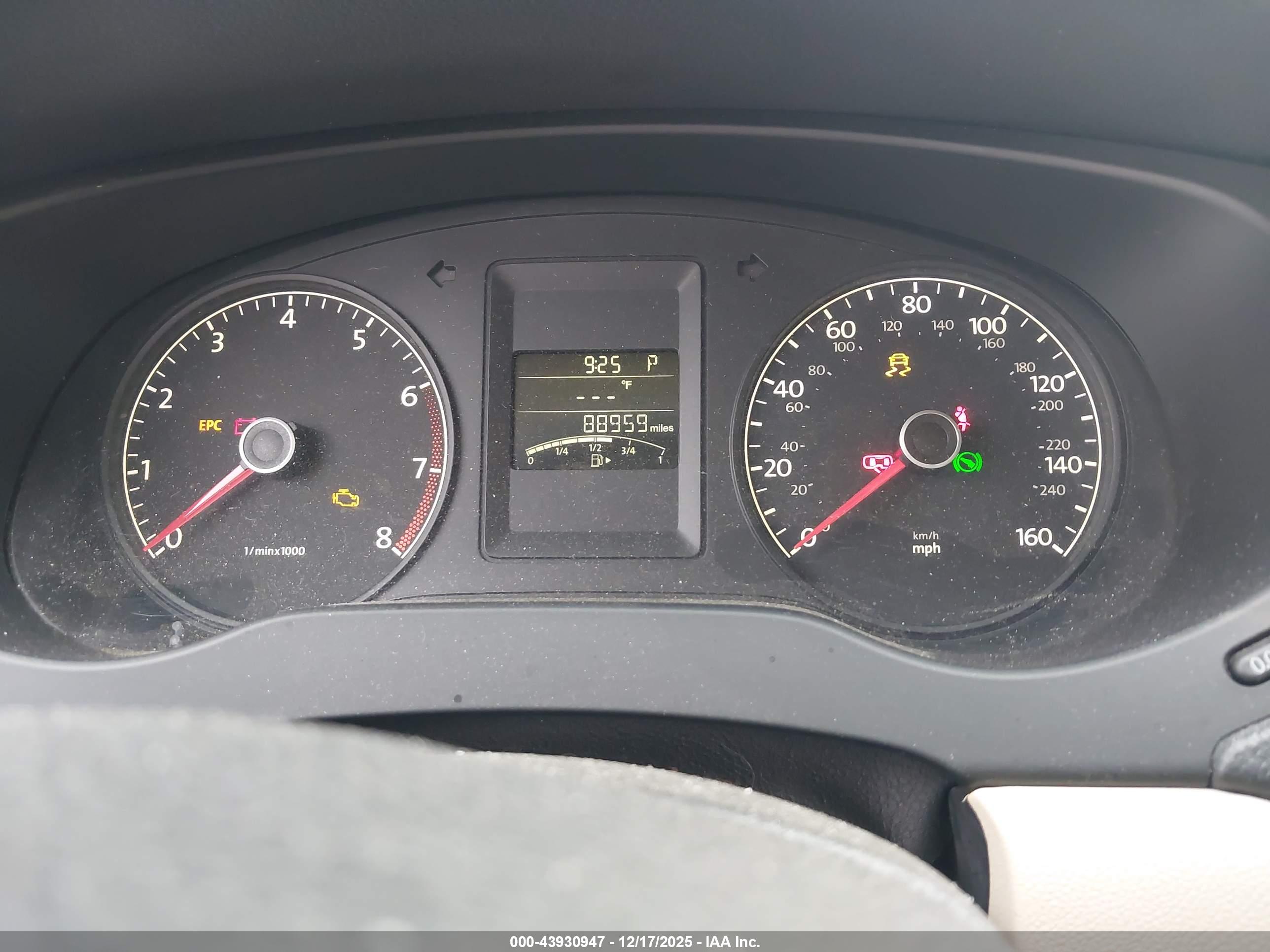 VOLKSWAGEN JETTA image 7