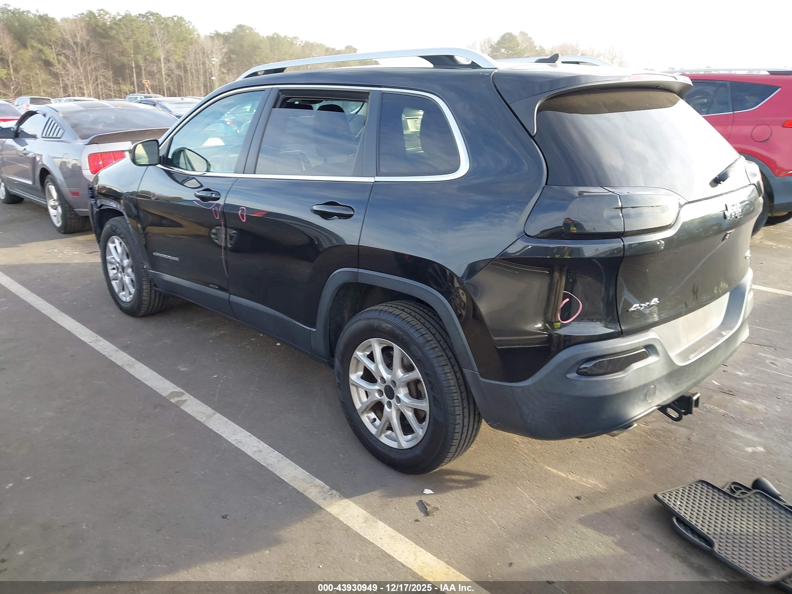 JEEP CHEROKEE image 3