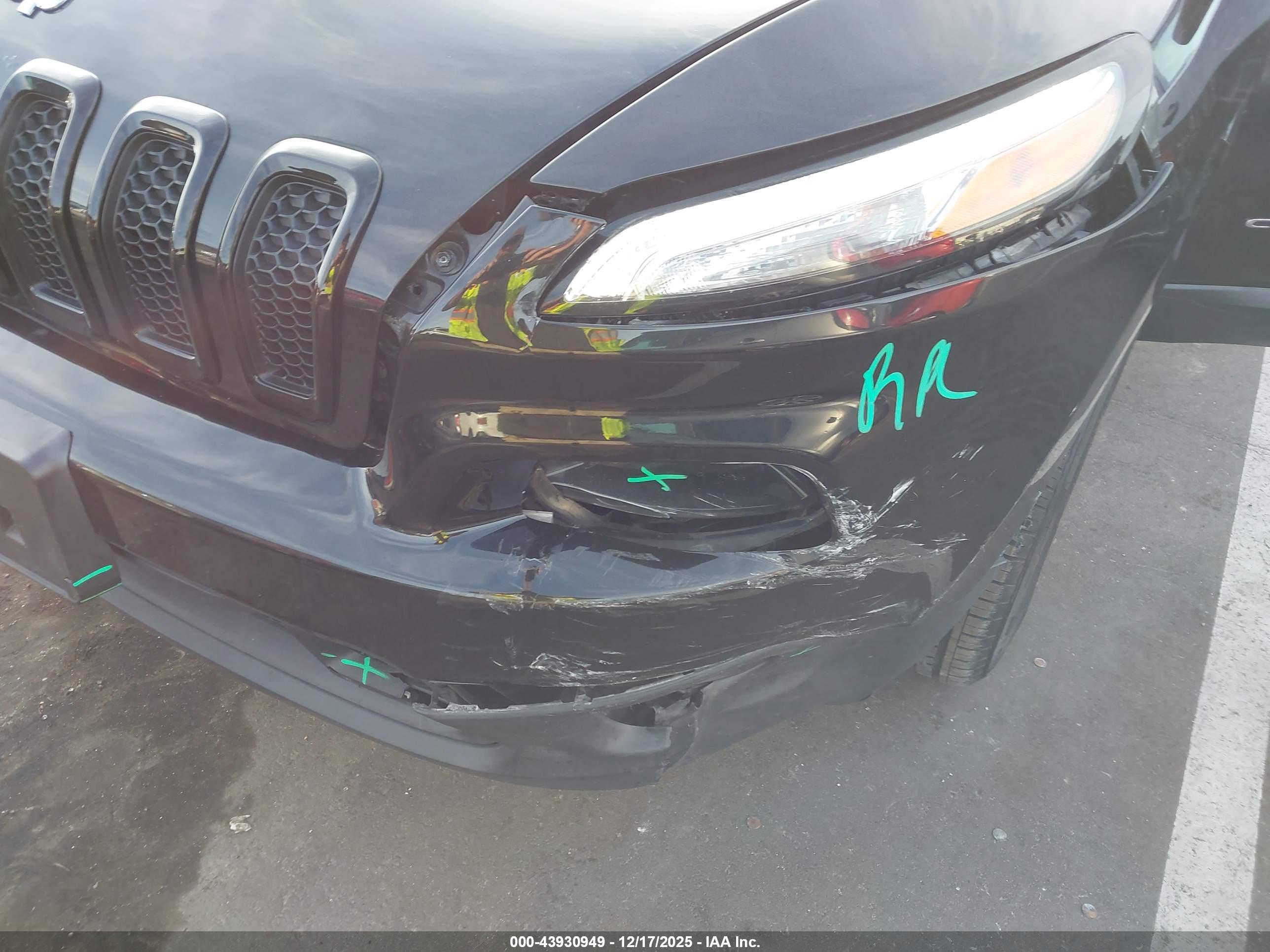 JEEP CHEROKEE image 6