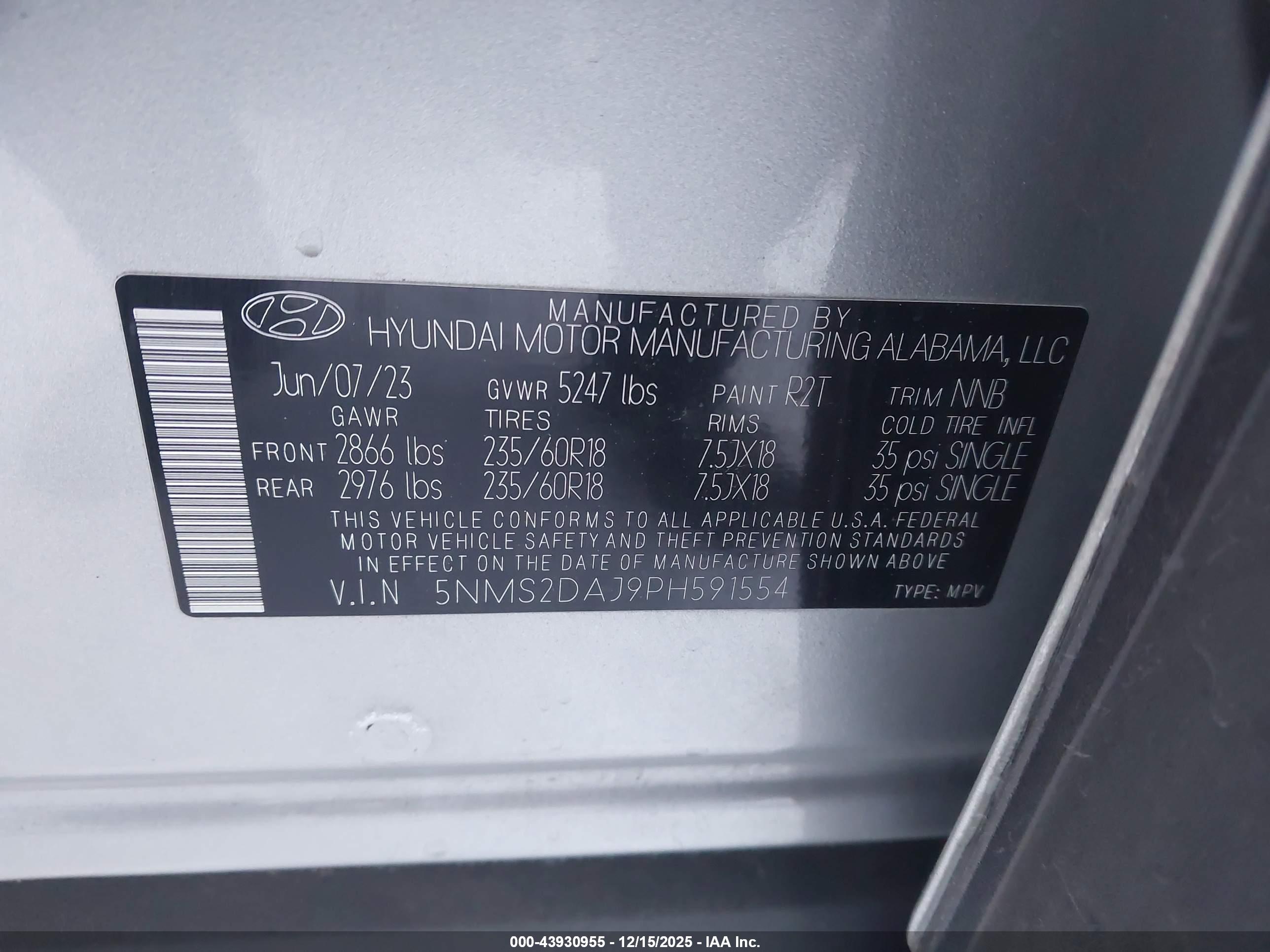 HYUNDAI SANTA image 9