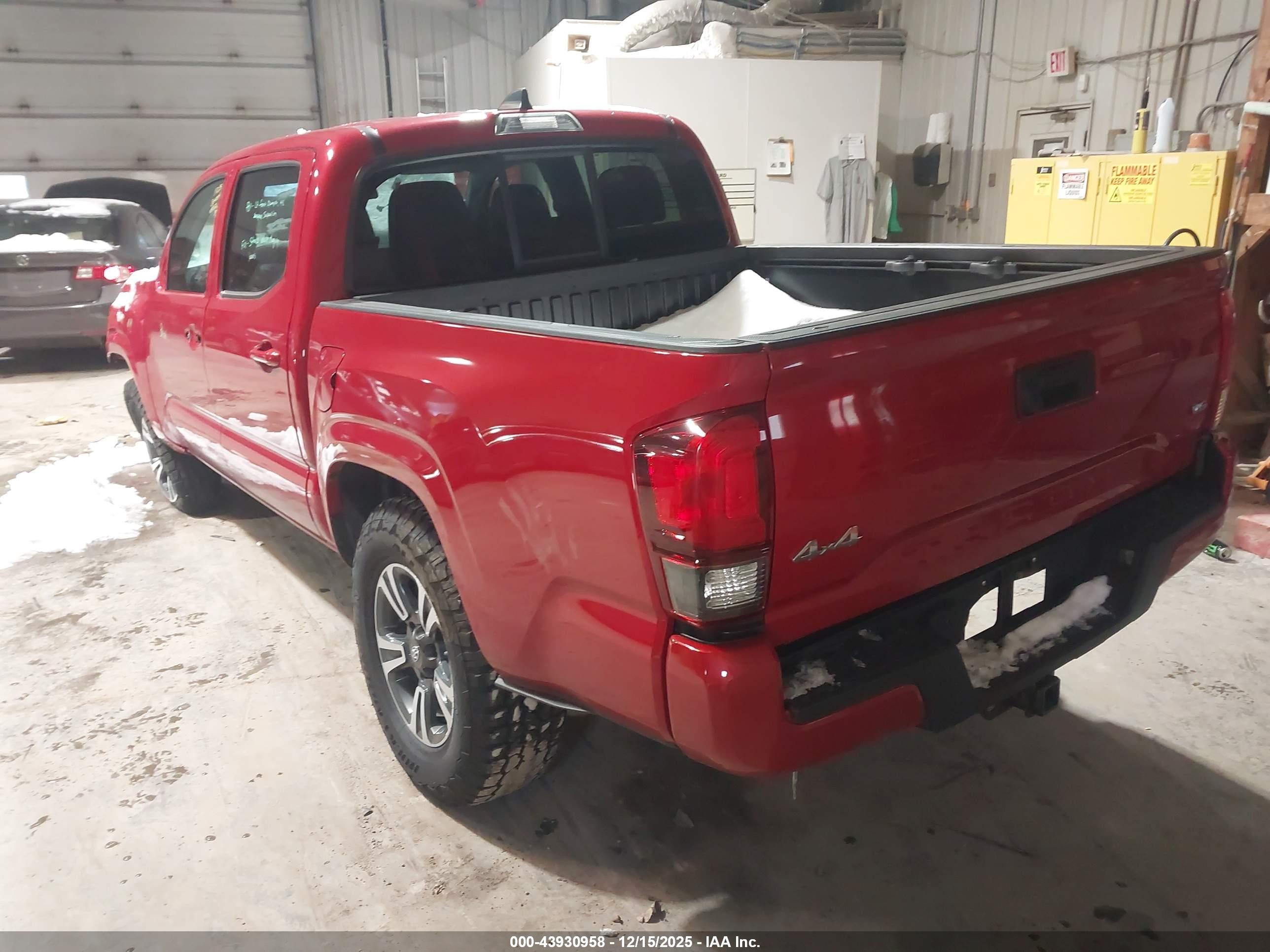 TOYOTA TACOMA image 3