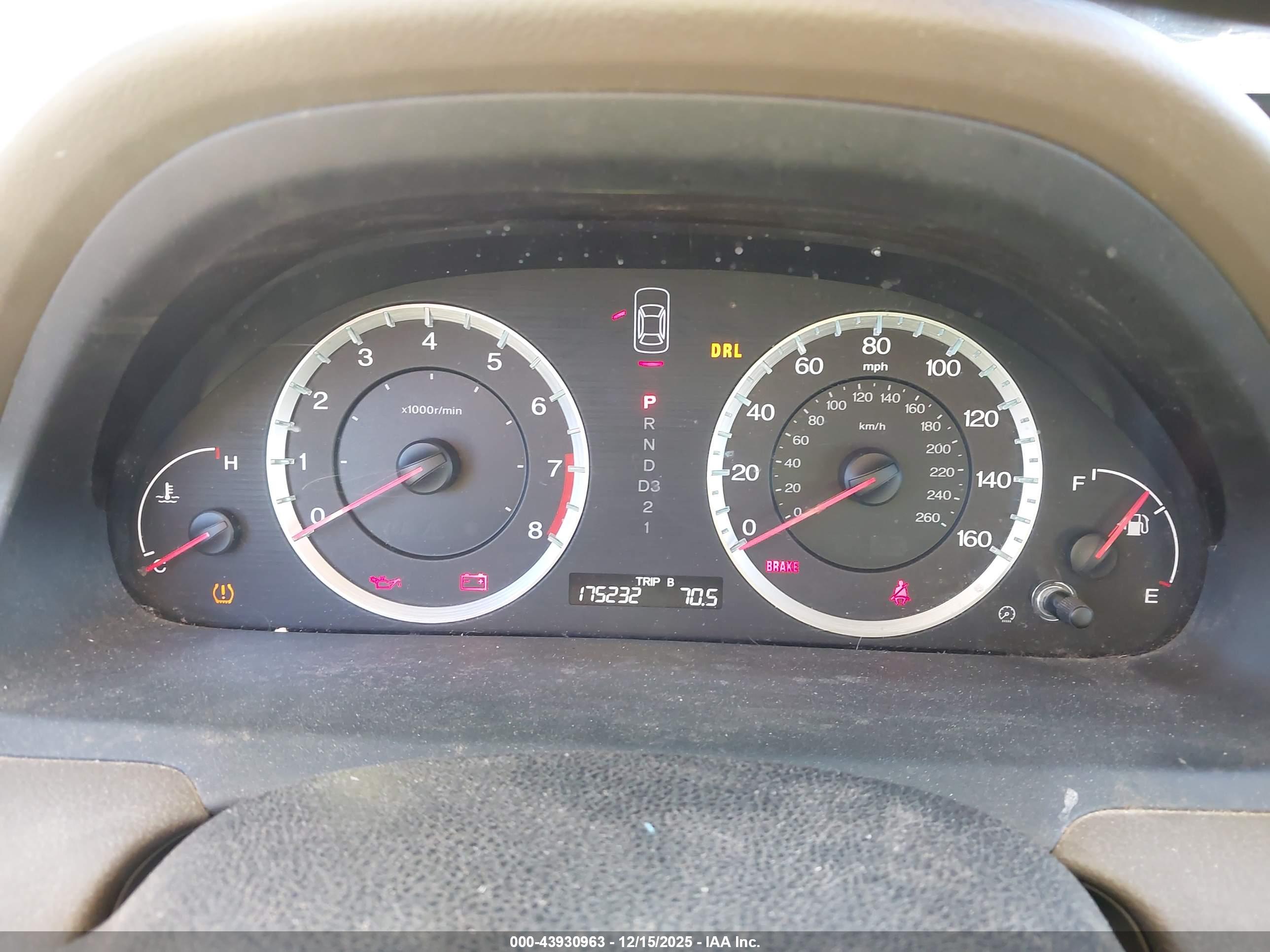 HONDA ACCORD image 7
