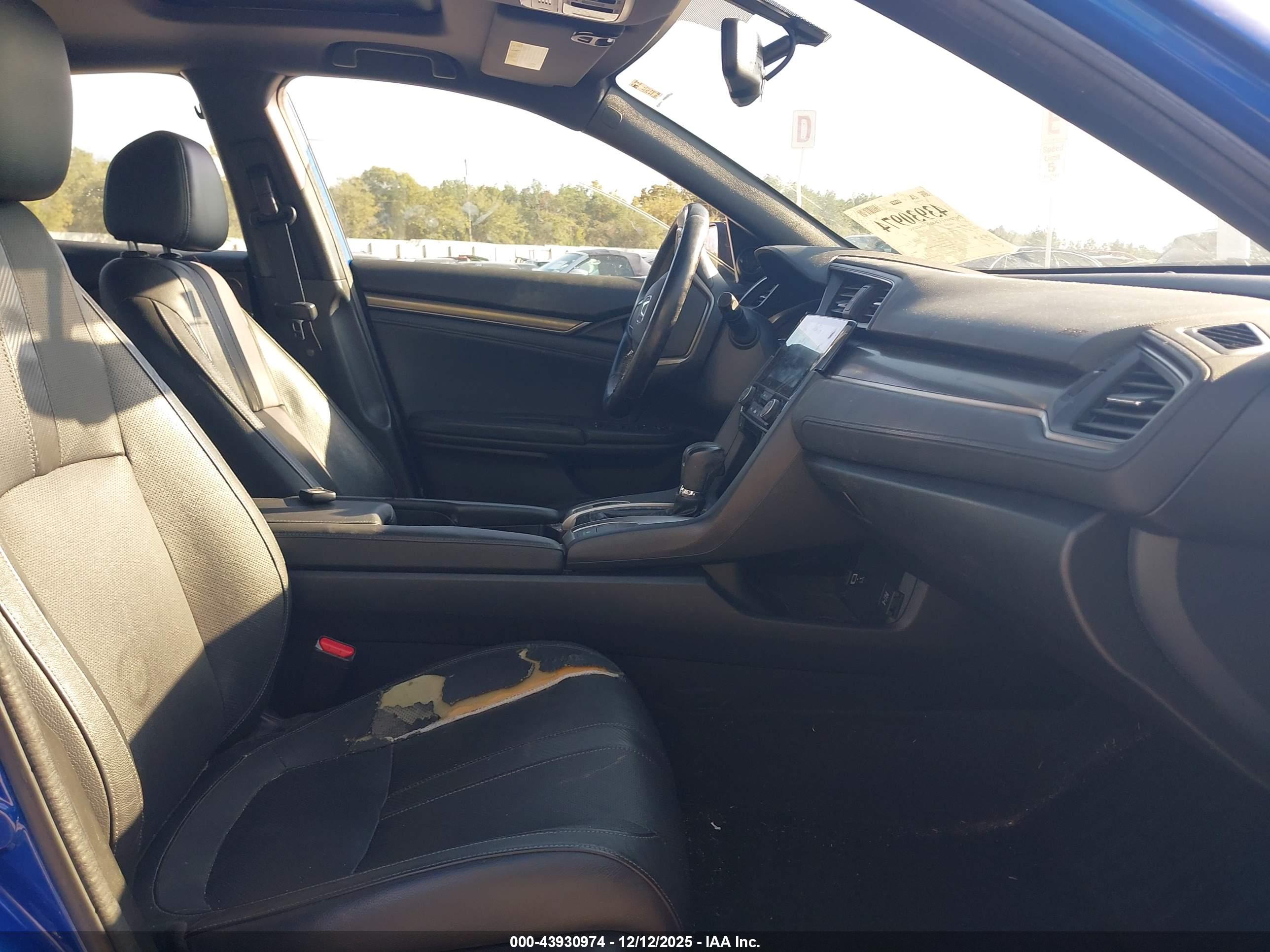 HONDA CIVIC image 5