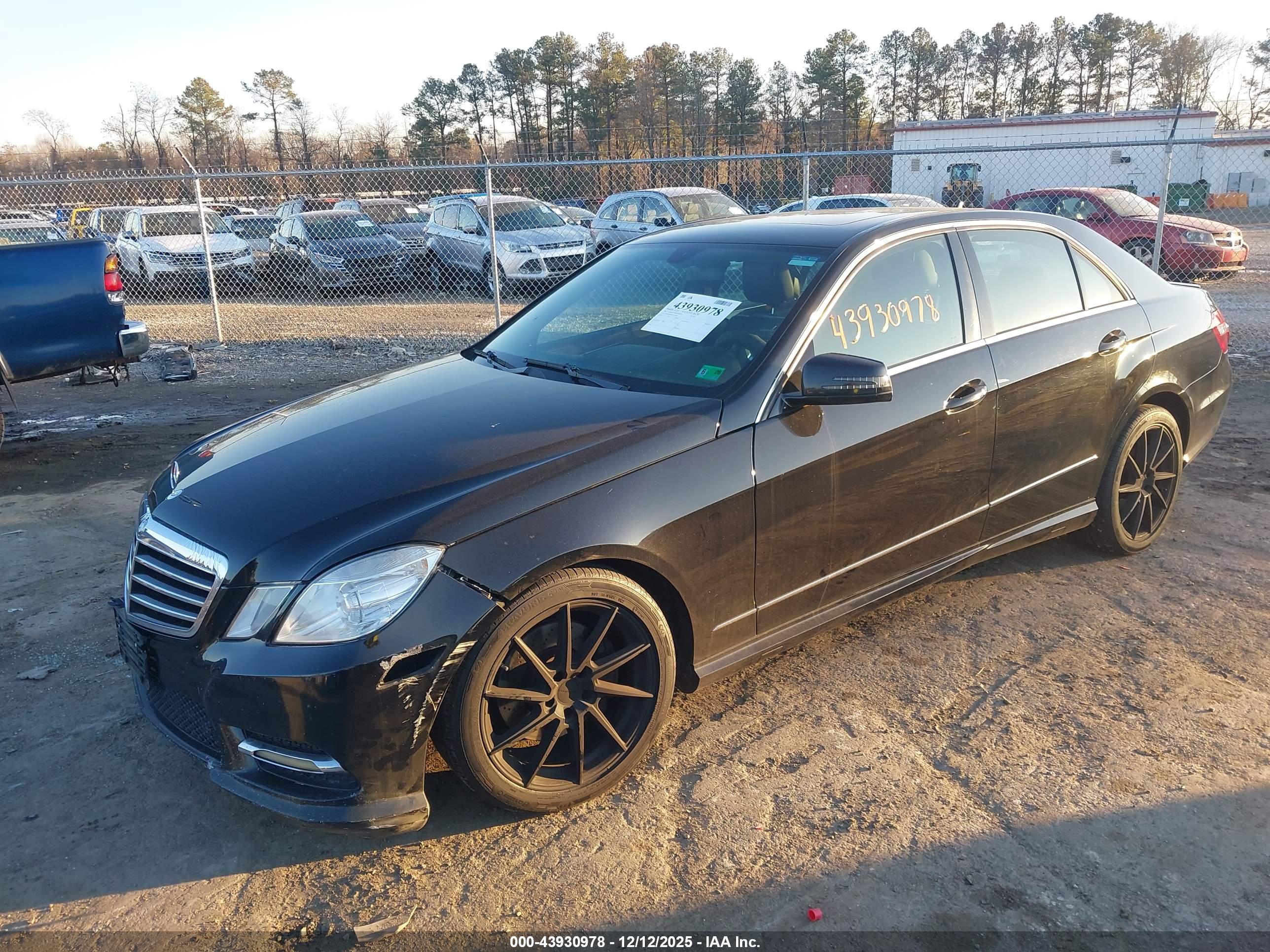 MERCEDES-BENZ E image 6