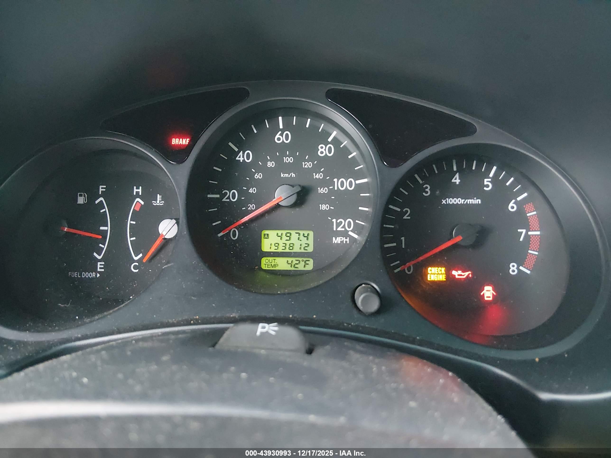 SUBARU FORESTER image 7