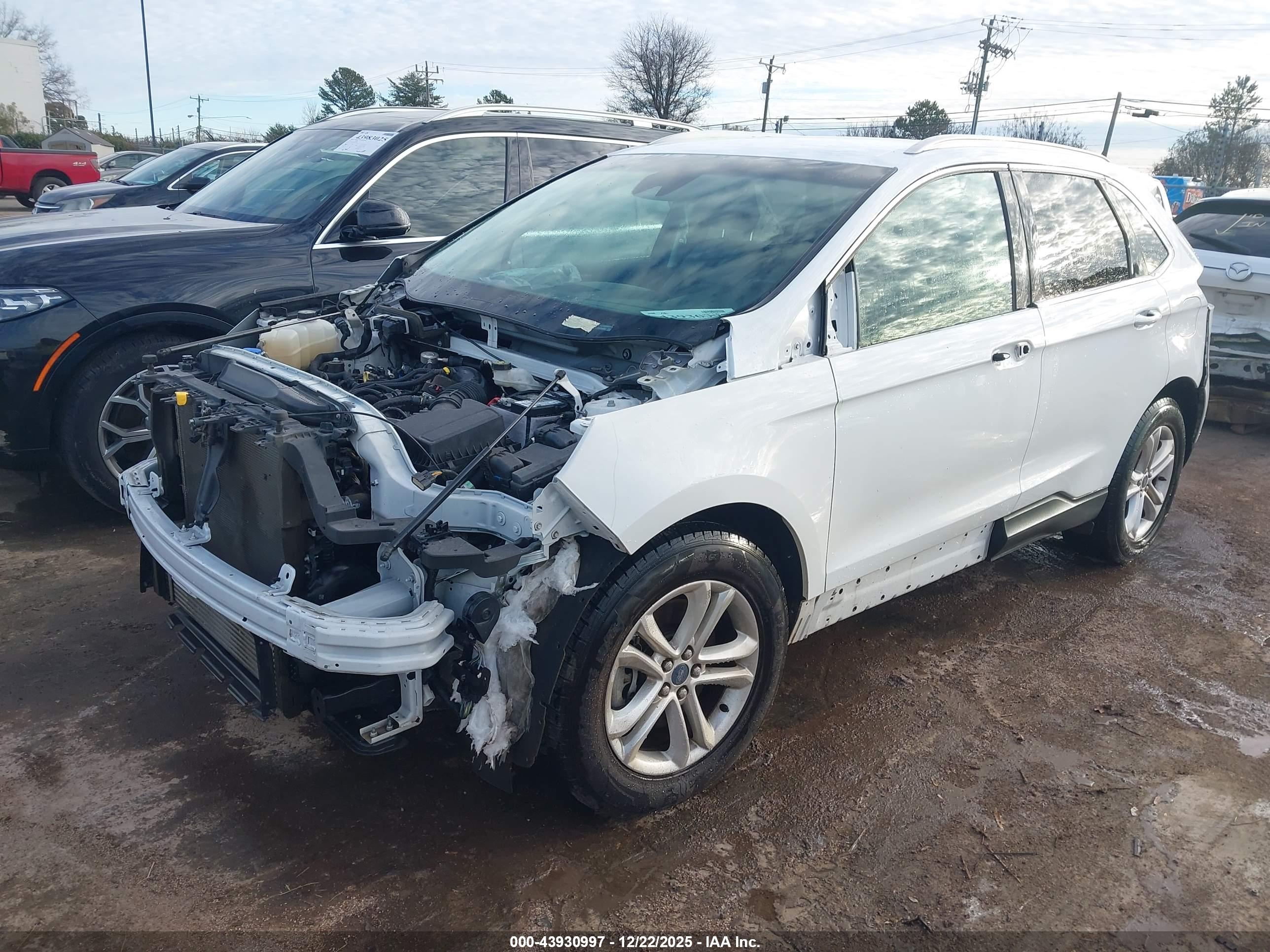 FORD EDGE image 2