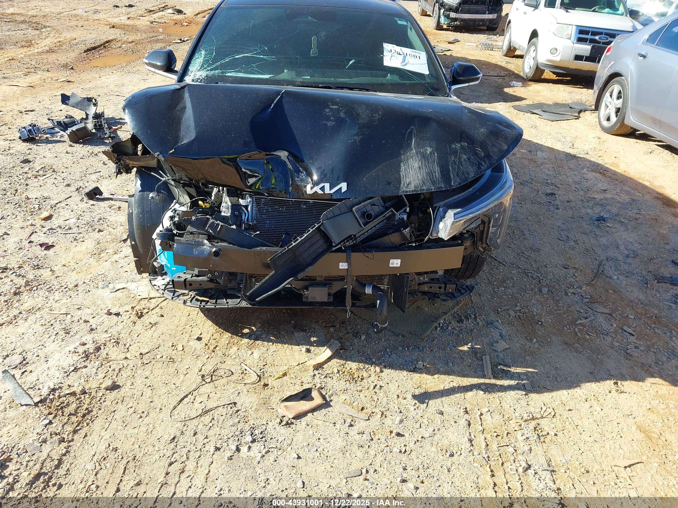 KIA K4 image 6