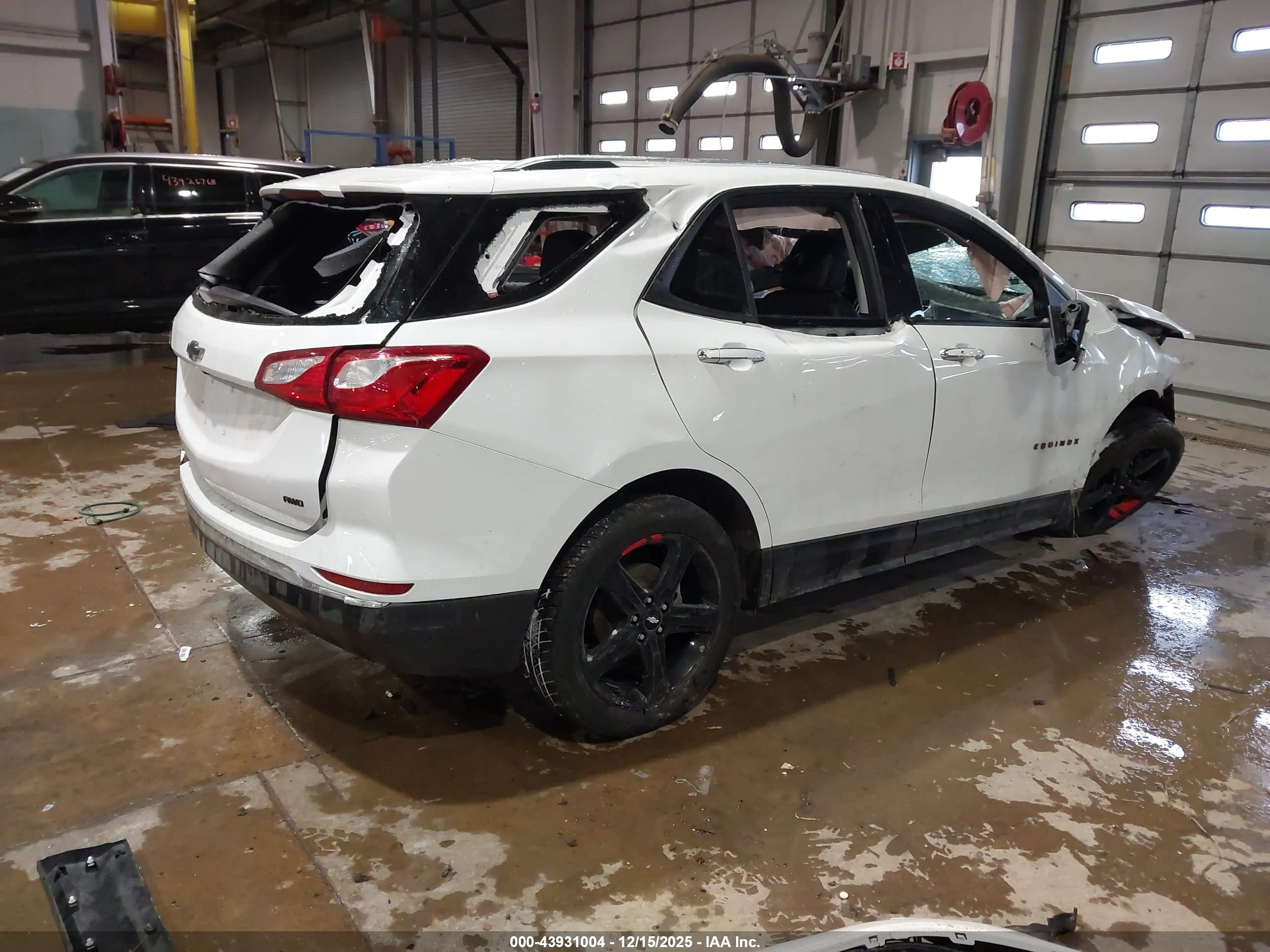 CHEVROLET EQUINOX image 4