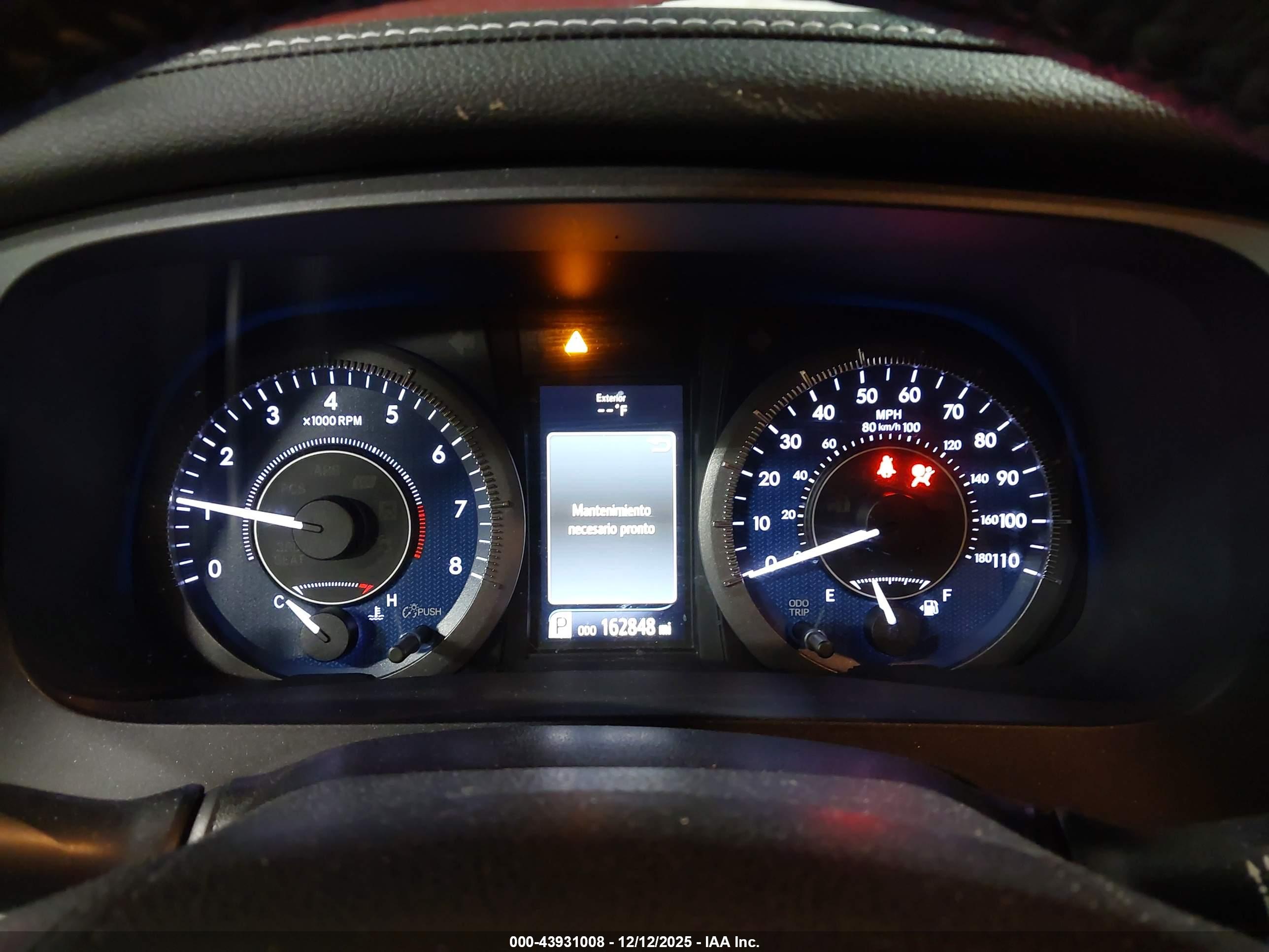 TOYOTA SIENNA image 7