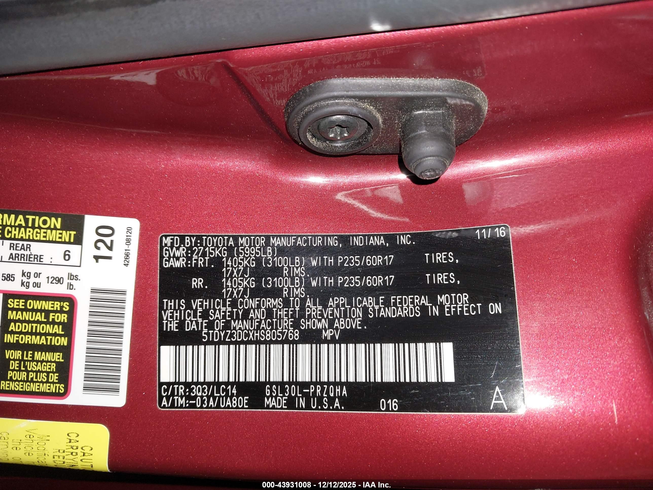 TOYOTA SIENNA image 9