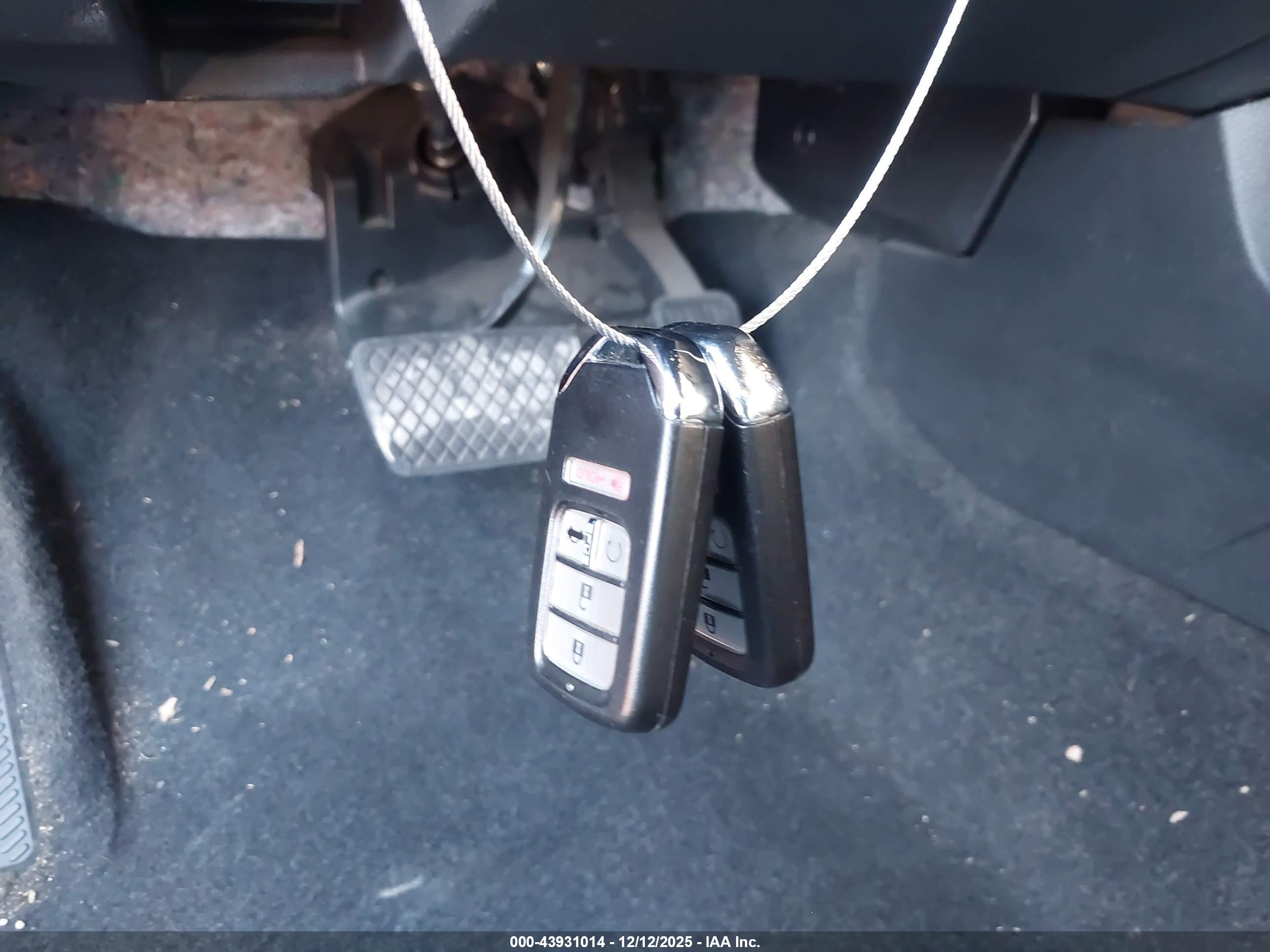 HONDA CIVIC image 11