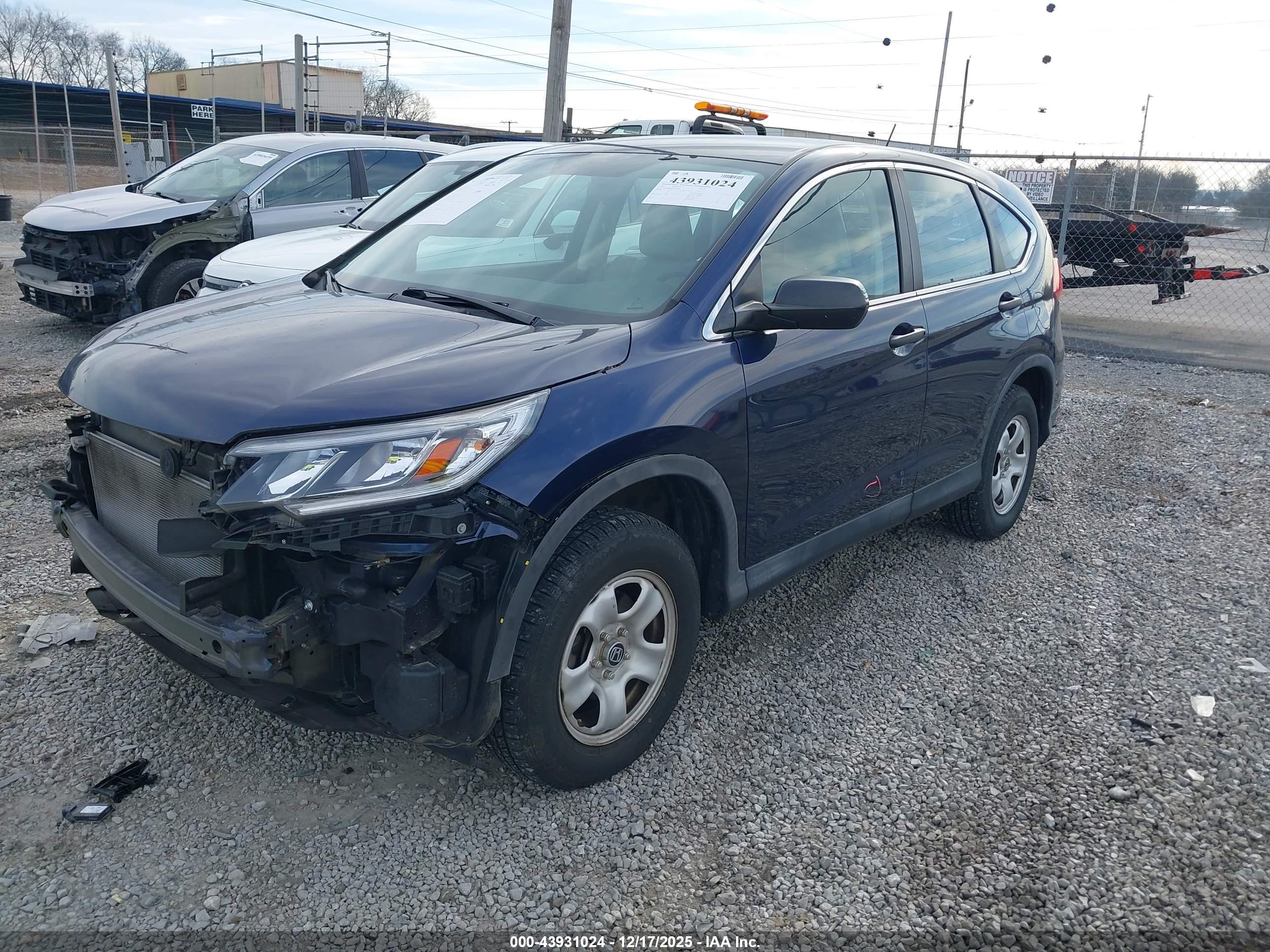 HONDA CR-V image 2