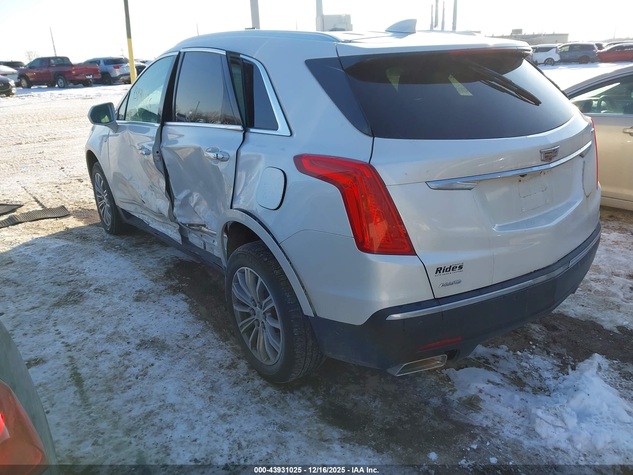 CADILLAC XT5 image 3