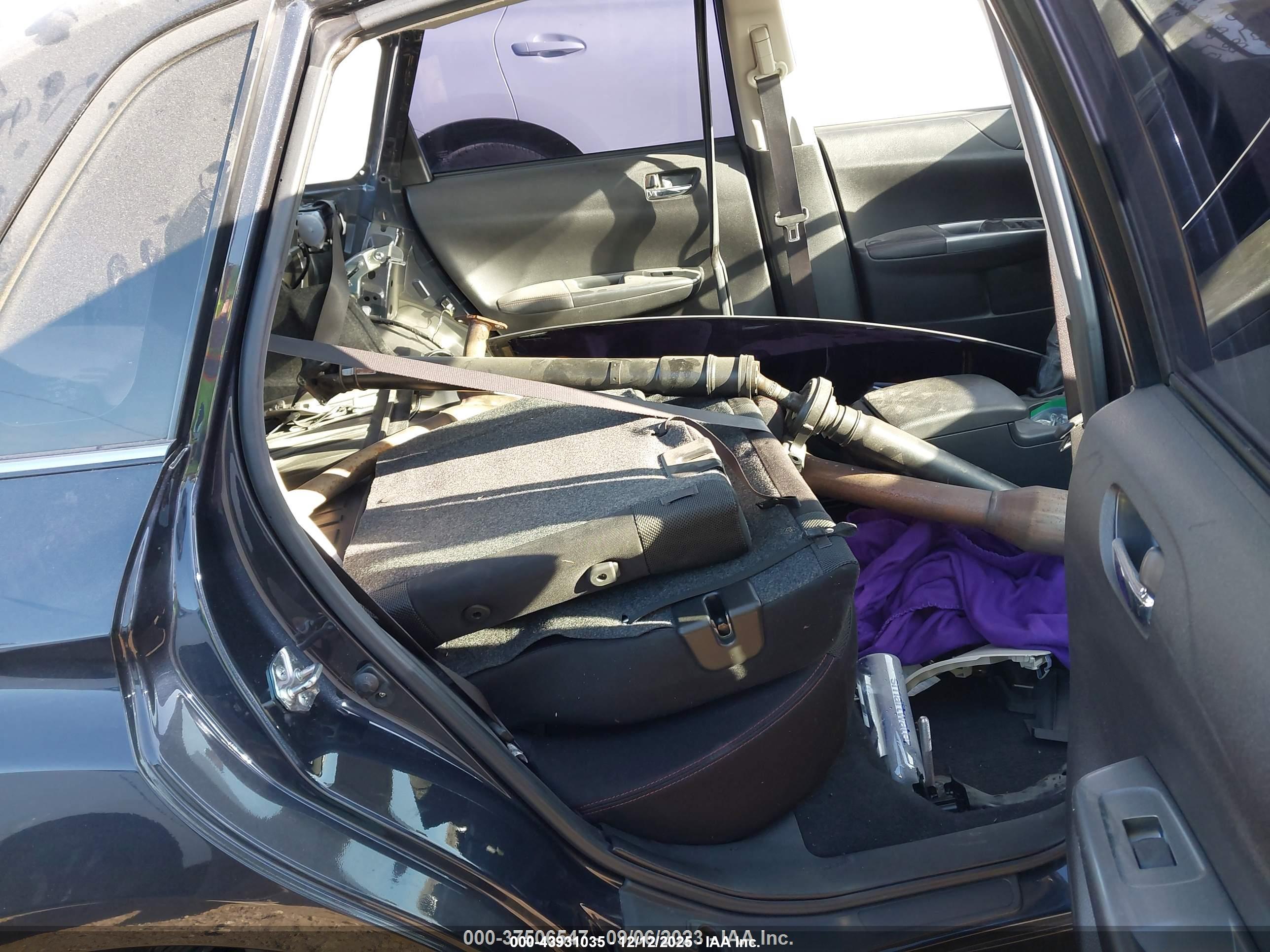 SUBARU IMPREZA image 8