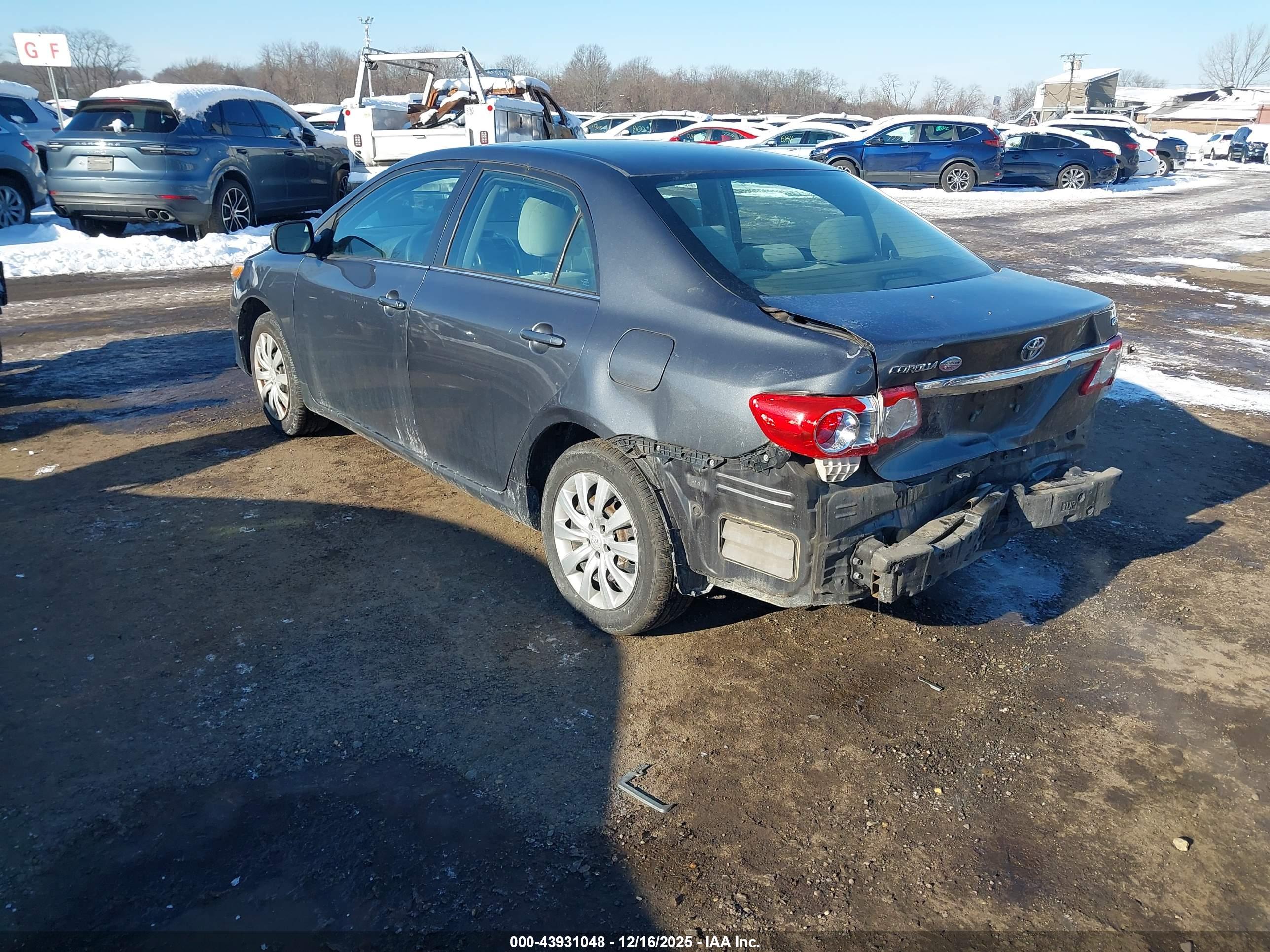 TOYOTA COROLLA image 3