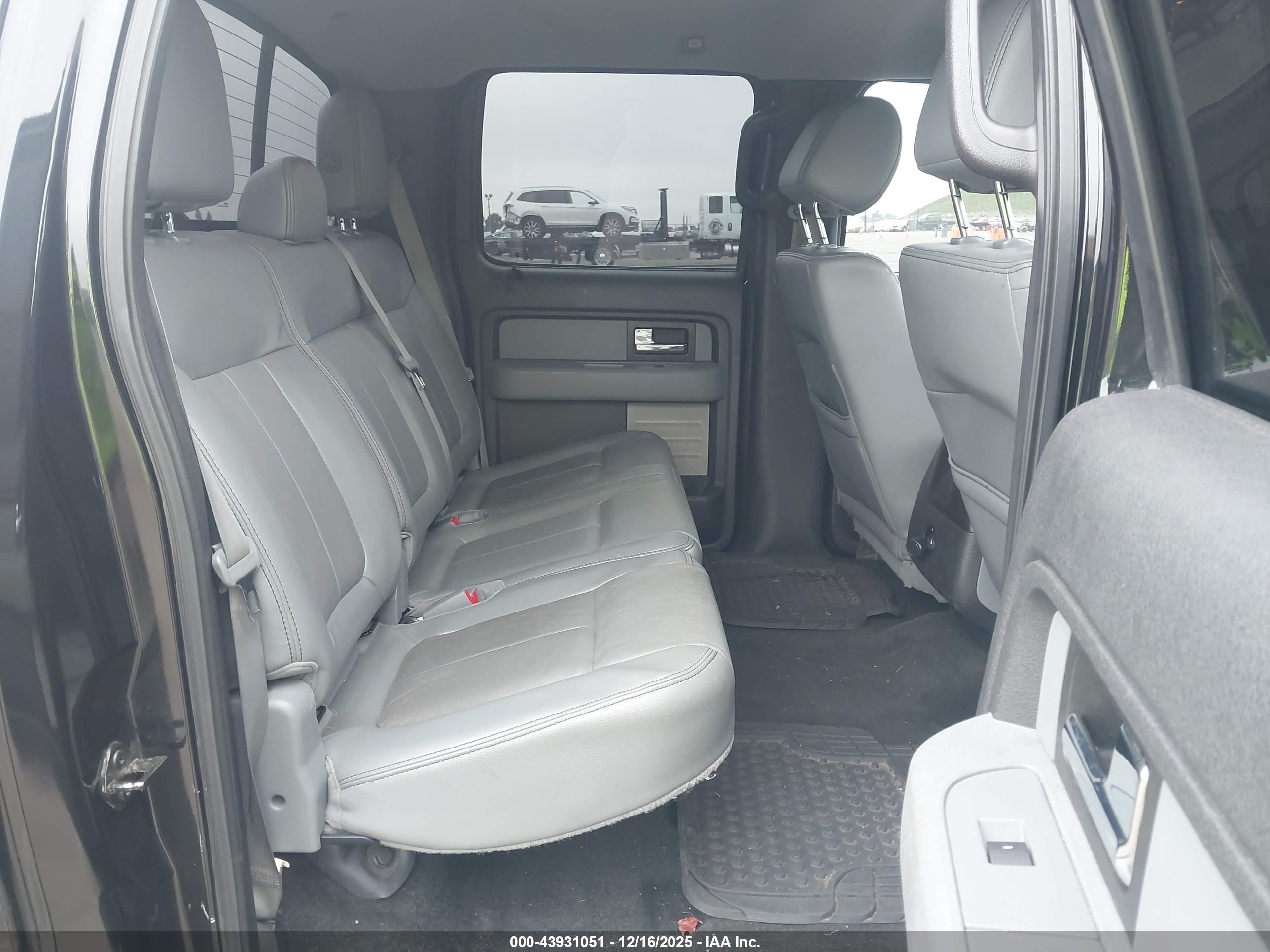 FORD F-150 image 8