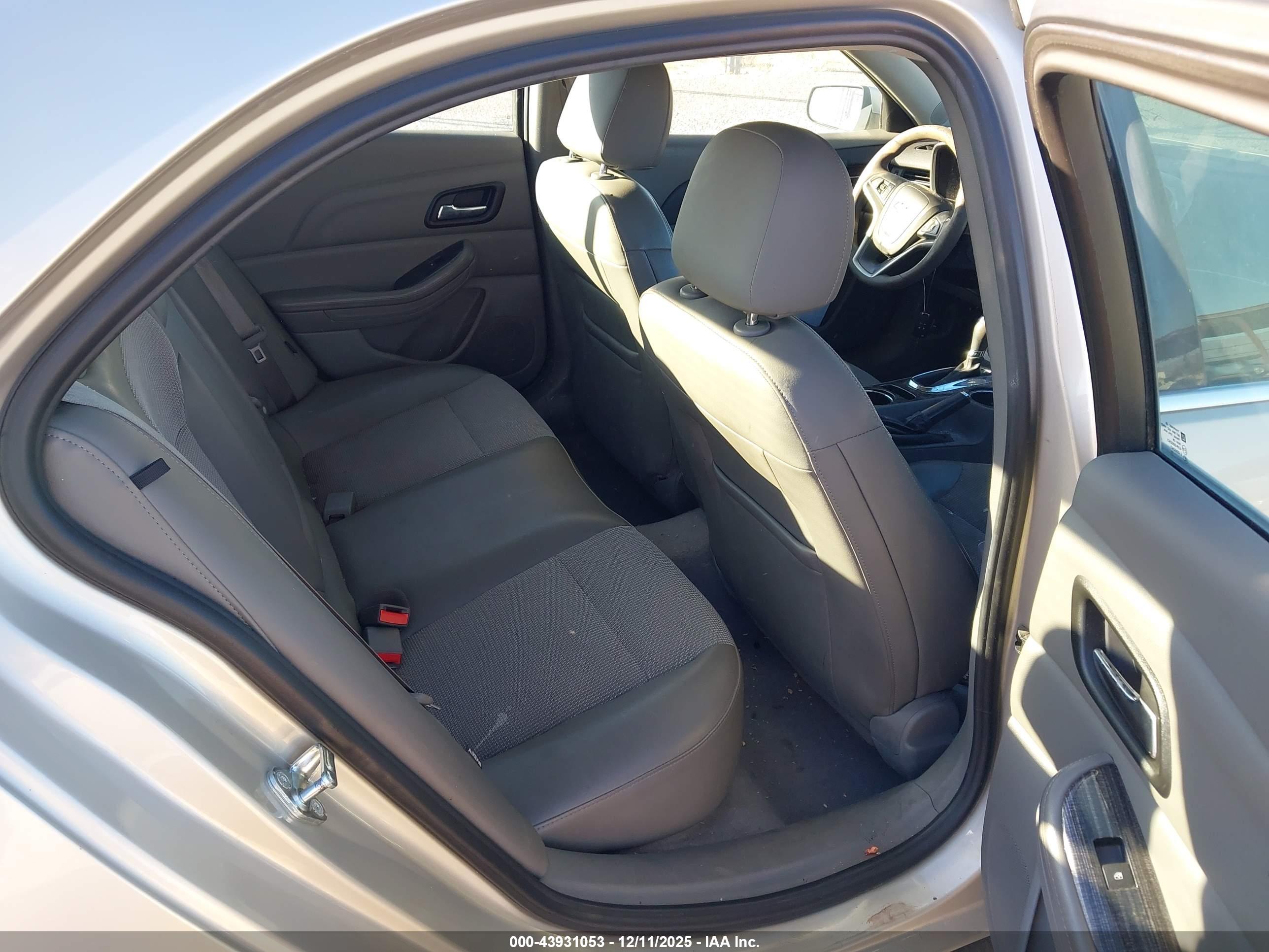 CHEVROLET MALIBU image 8