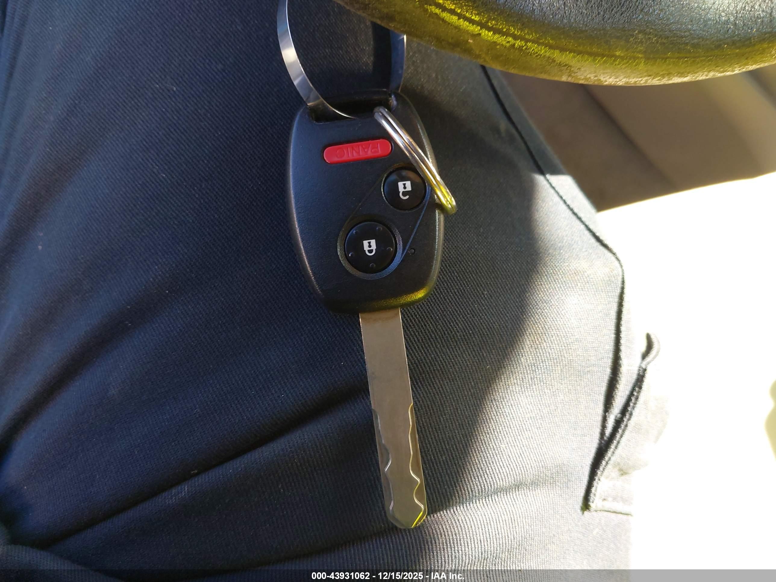 HONDA INSIGHT image 11
