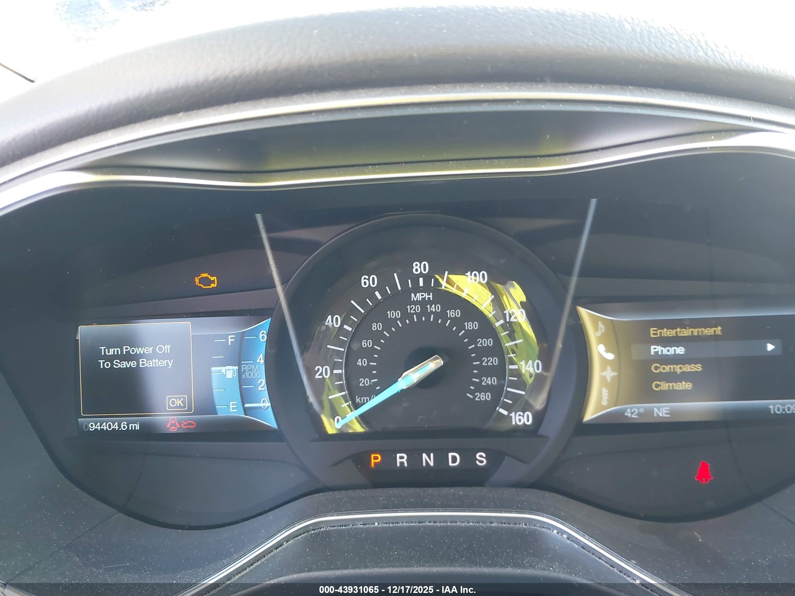 FORD FUSION image 7