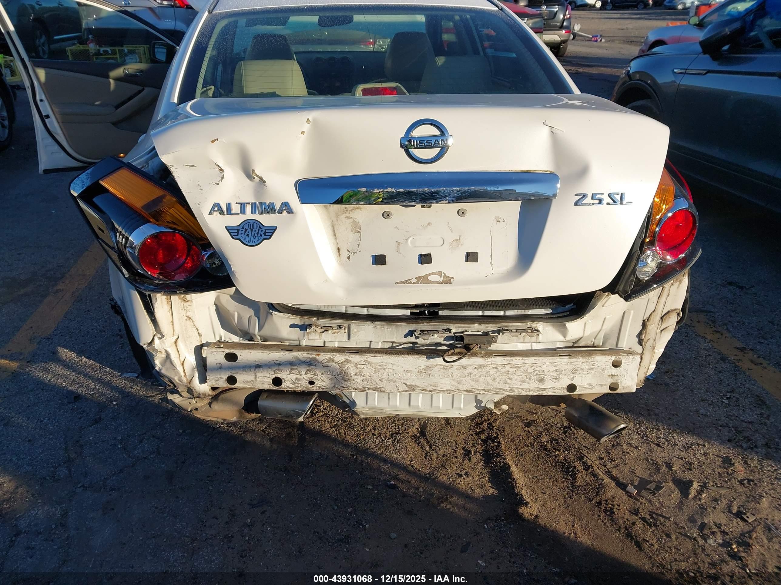 NISSAN ALTIMA image 6
