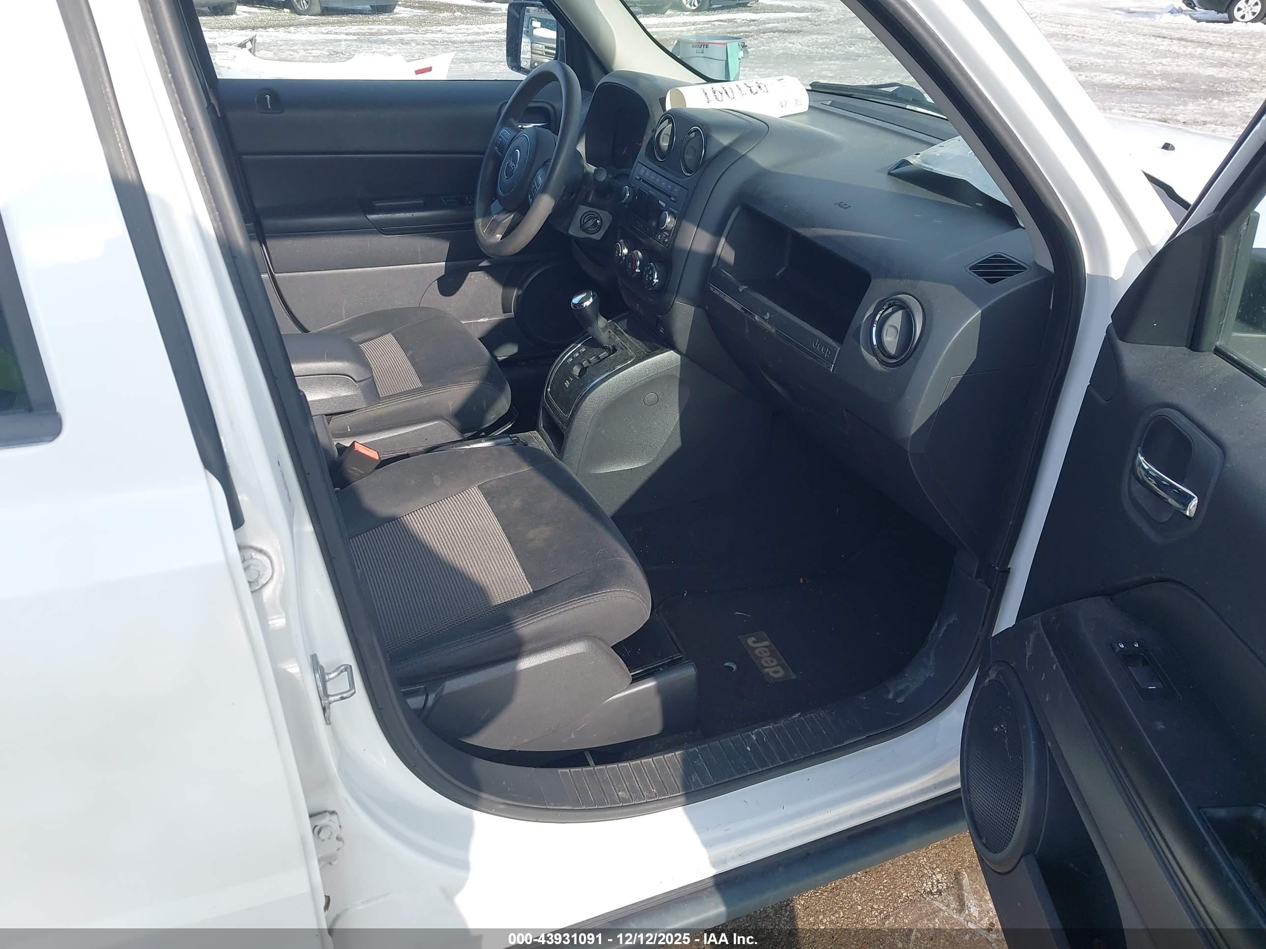 JEEP PATRIOT image 5