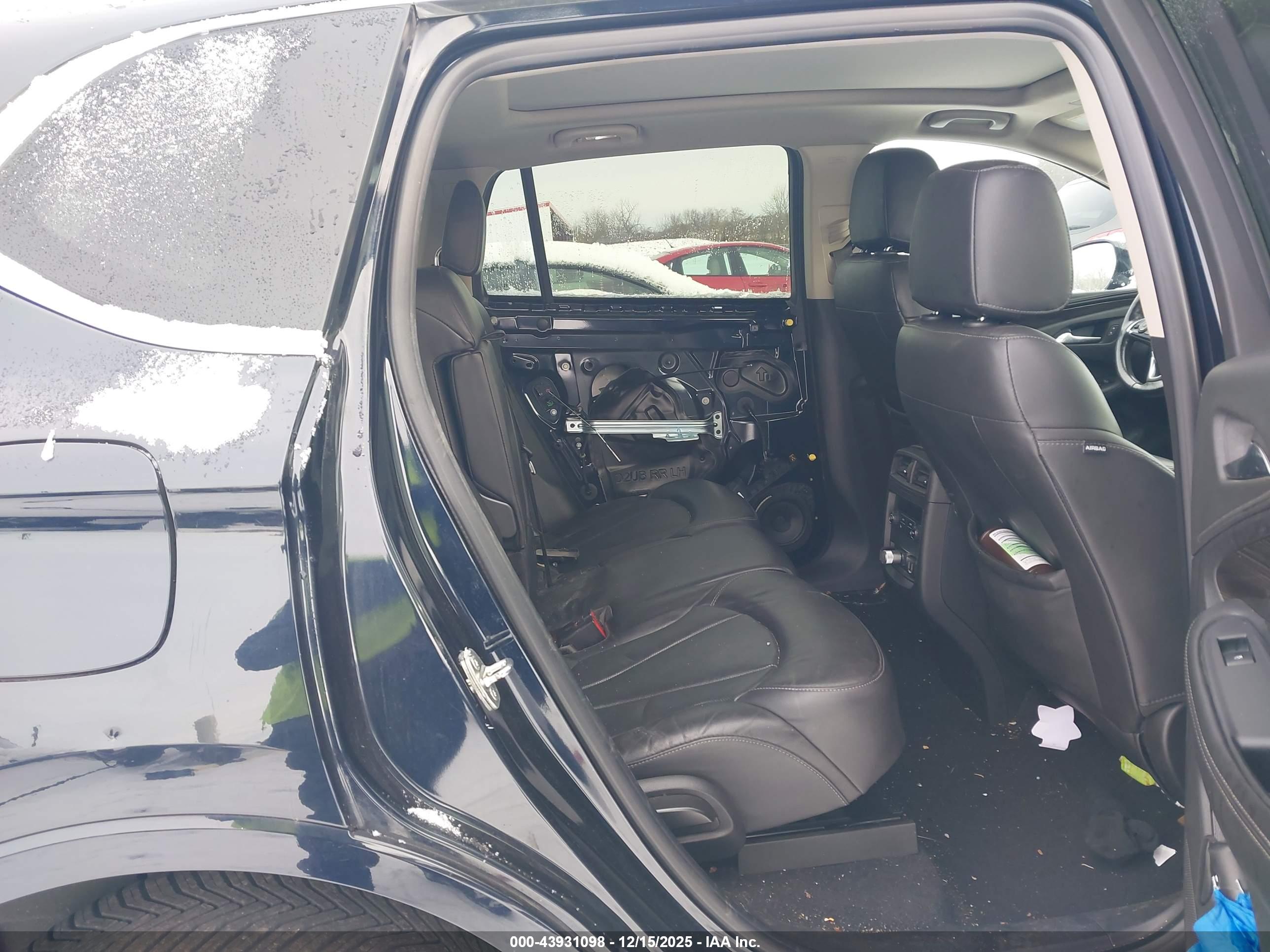 BUICK ENVISION image 8