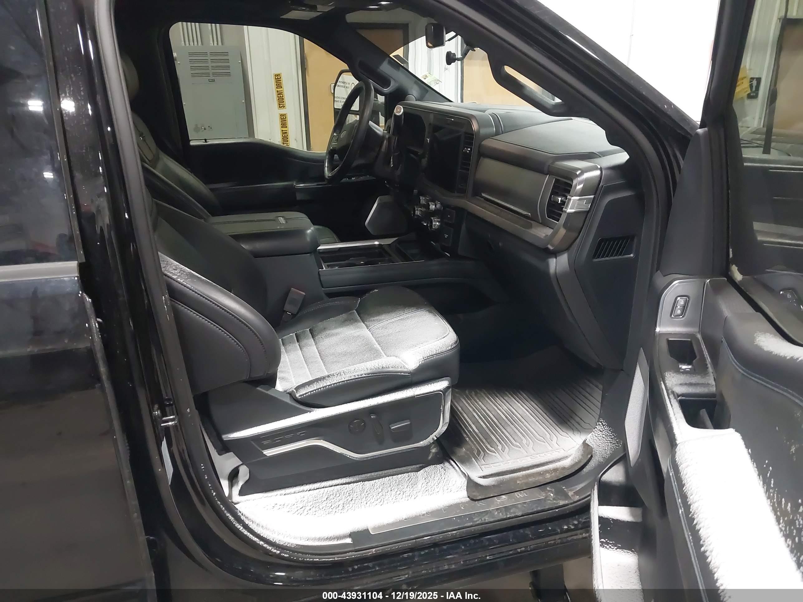 FORD F-350 image 5