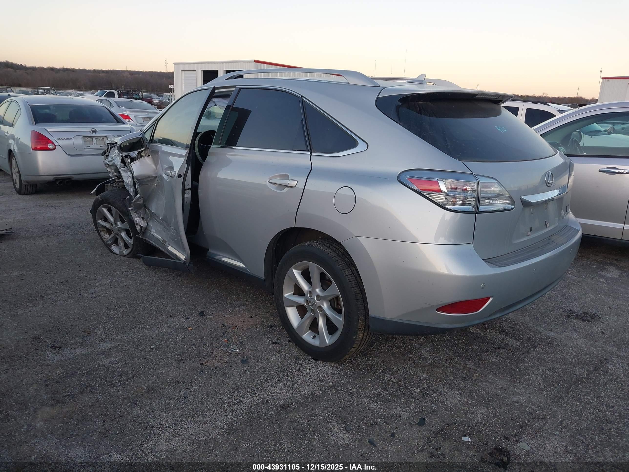 LEXUS RX image 3