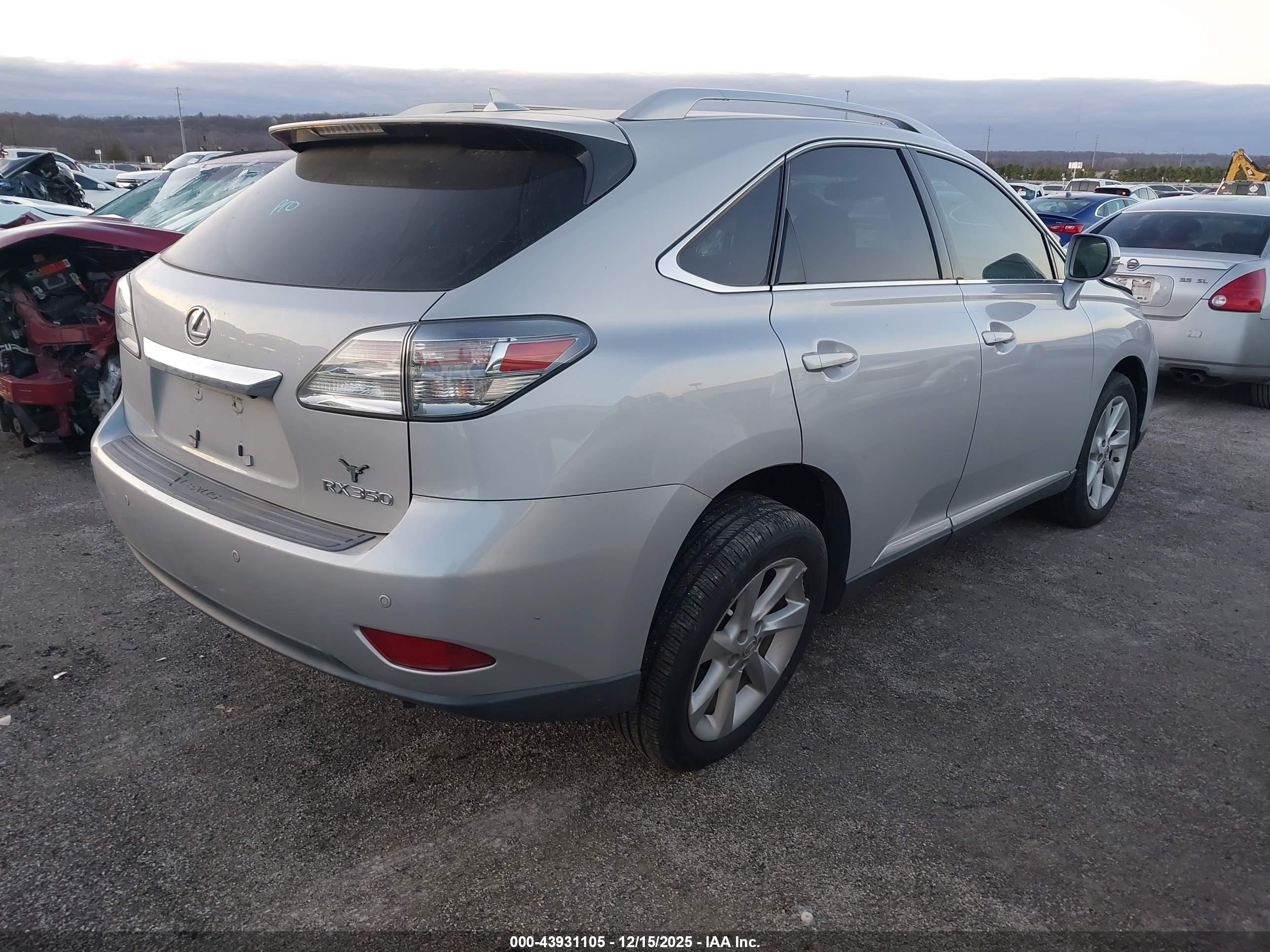 LEXUS RX image 4