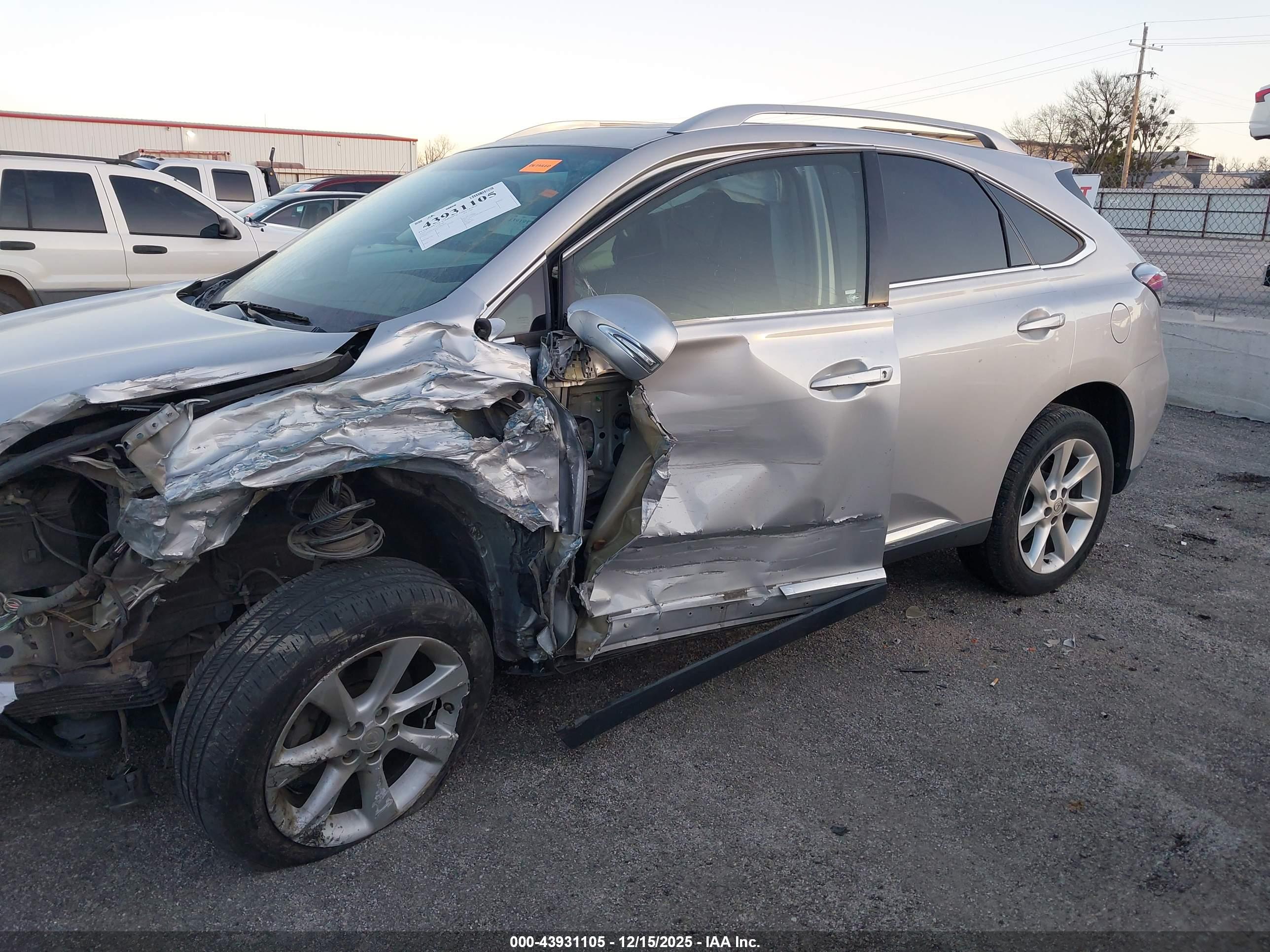LEXUS RX image 6