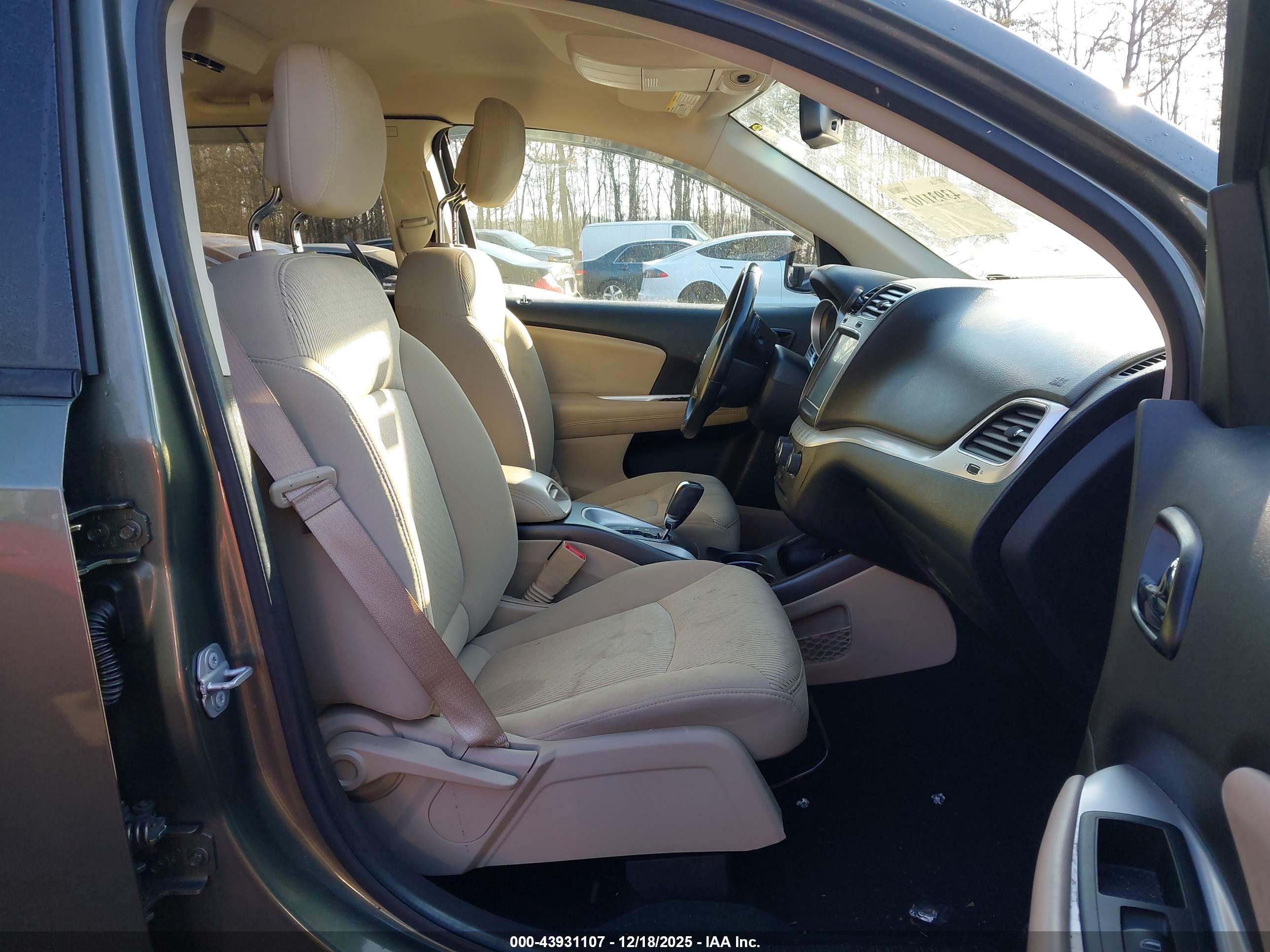DODGE JOURNEY image 5