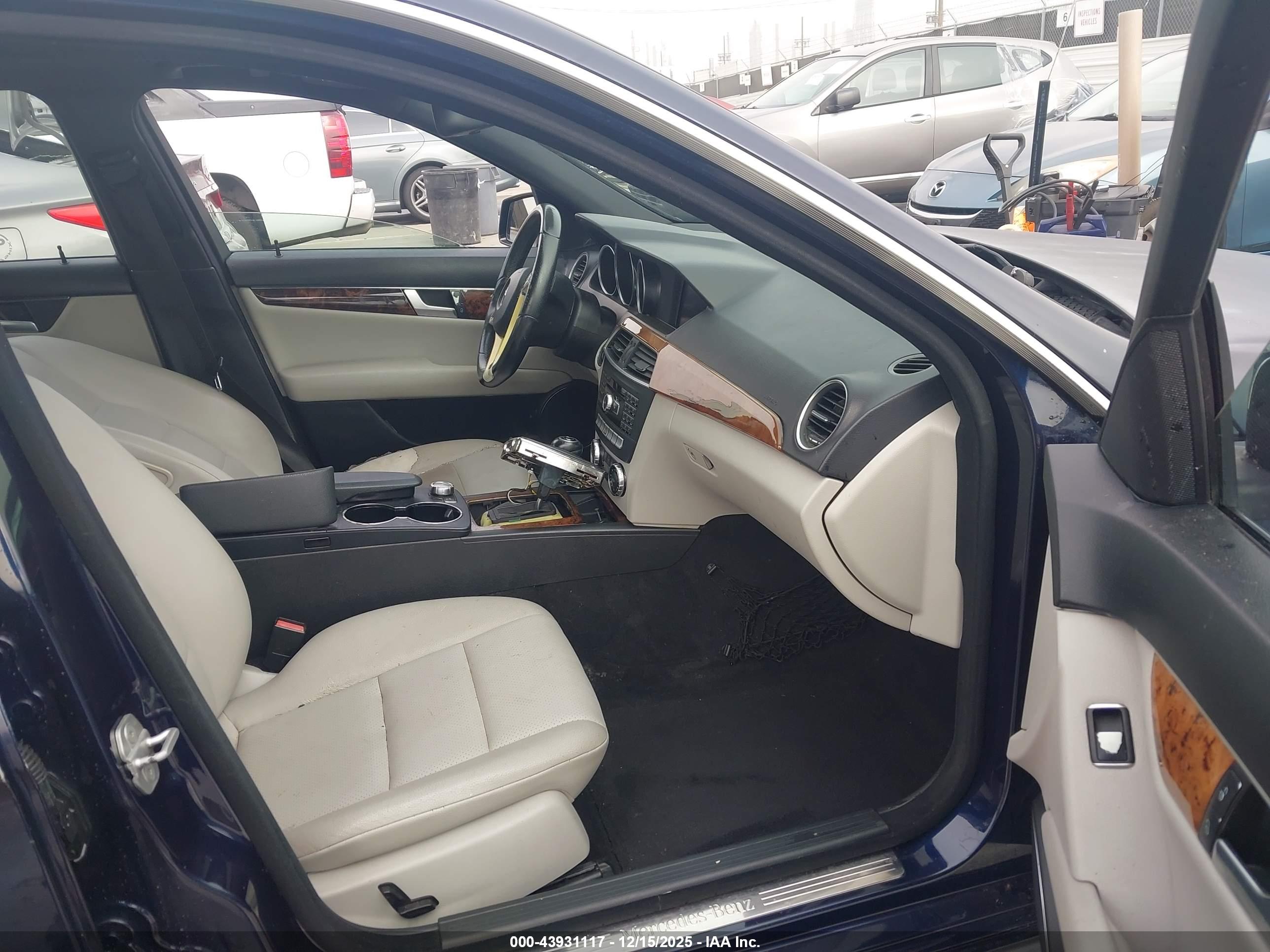 MERCEDES-BENZ C image 5
