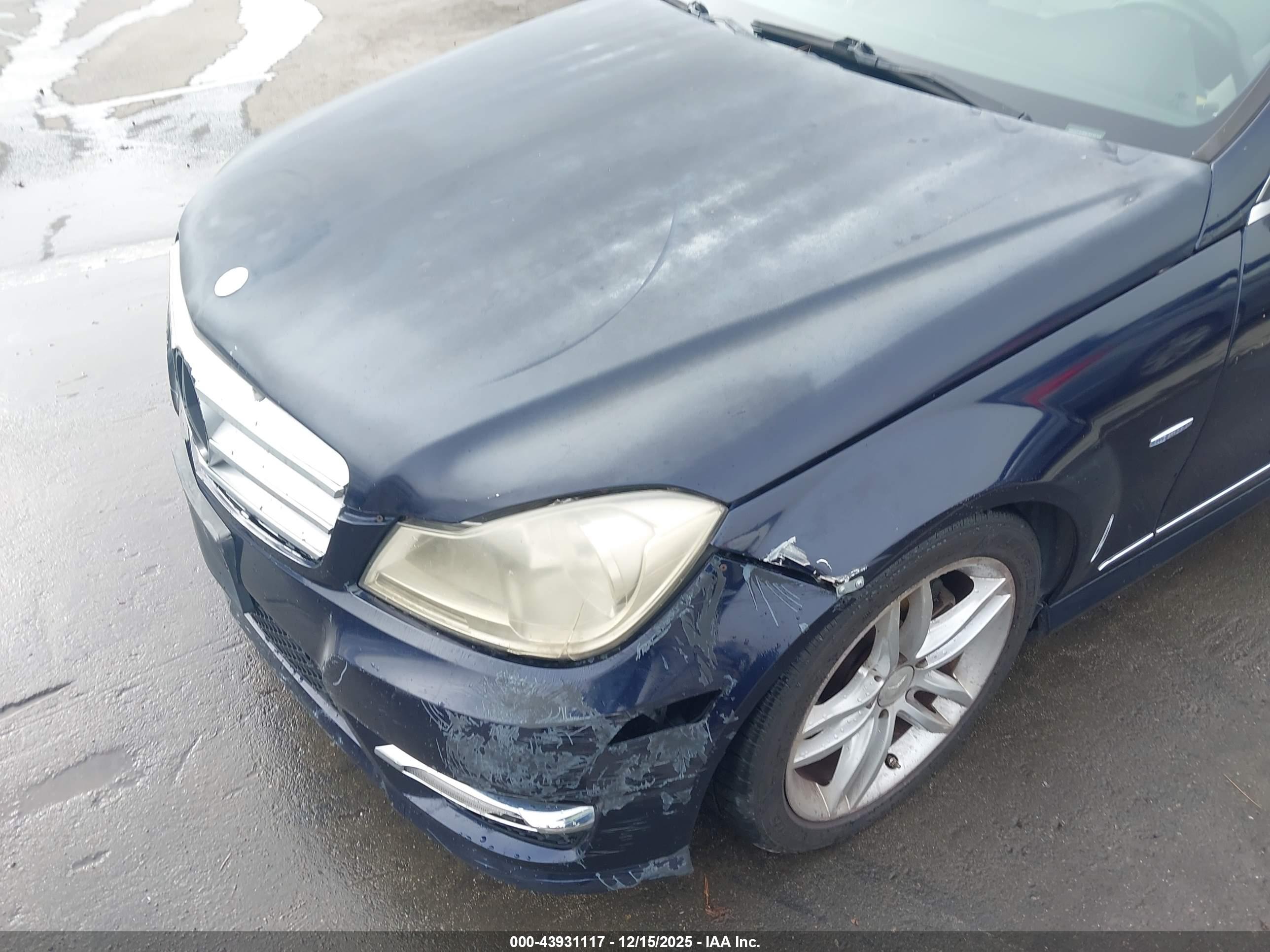 MERCEDES-BENZ C image 6