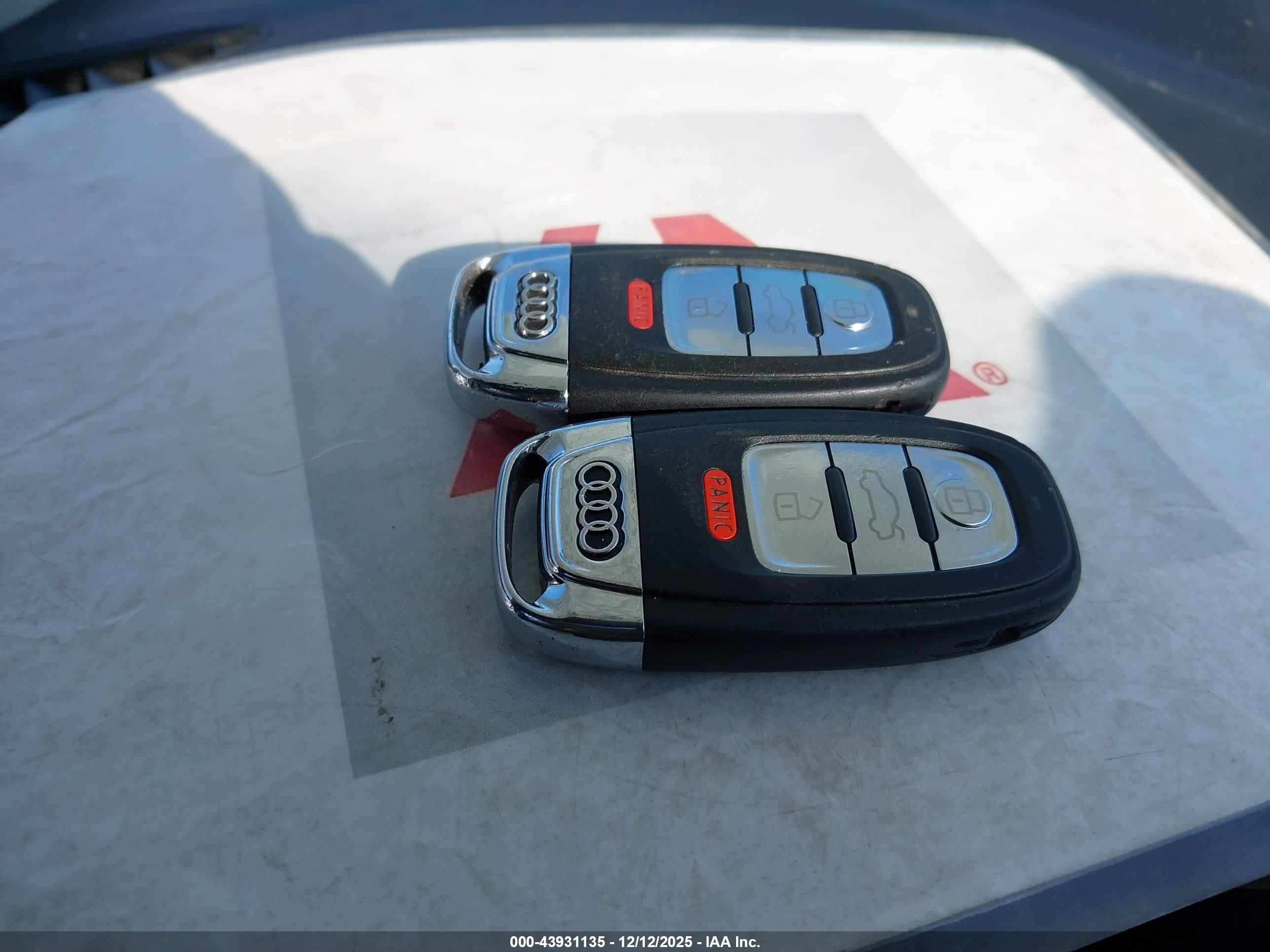 AUDI A4 image 11