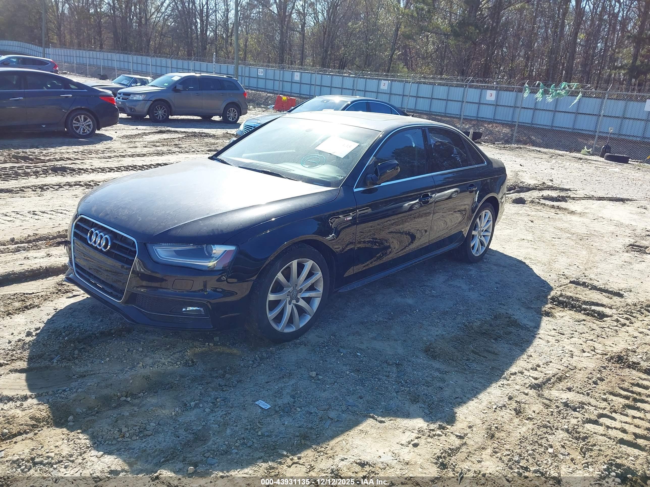 AUDI A4 image 2