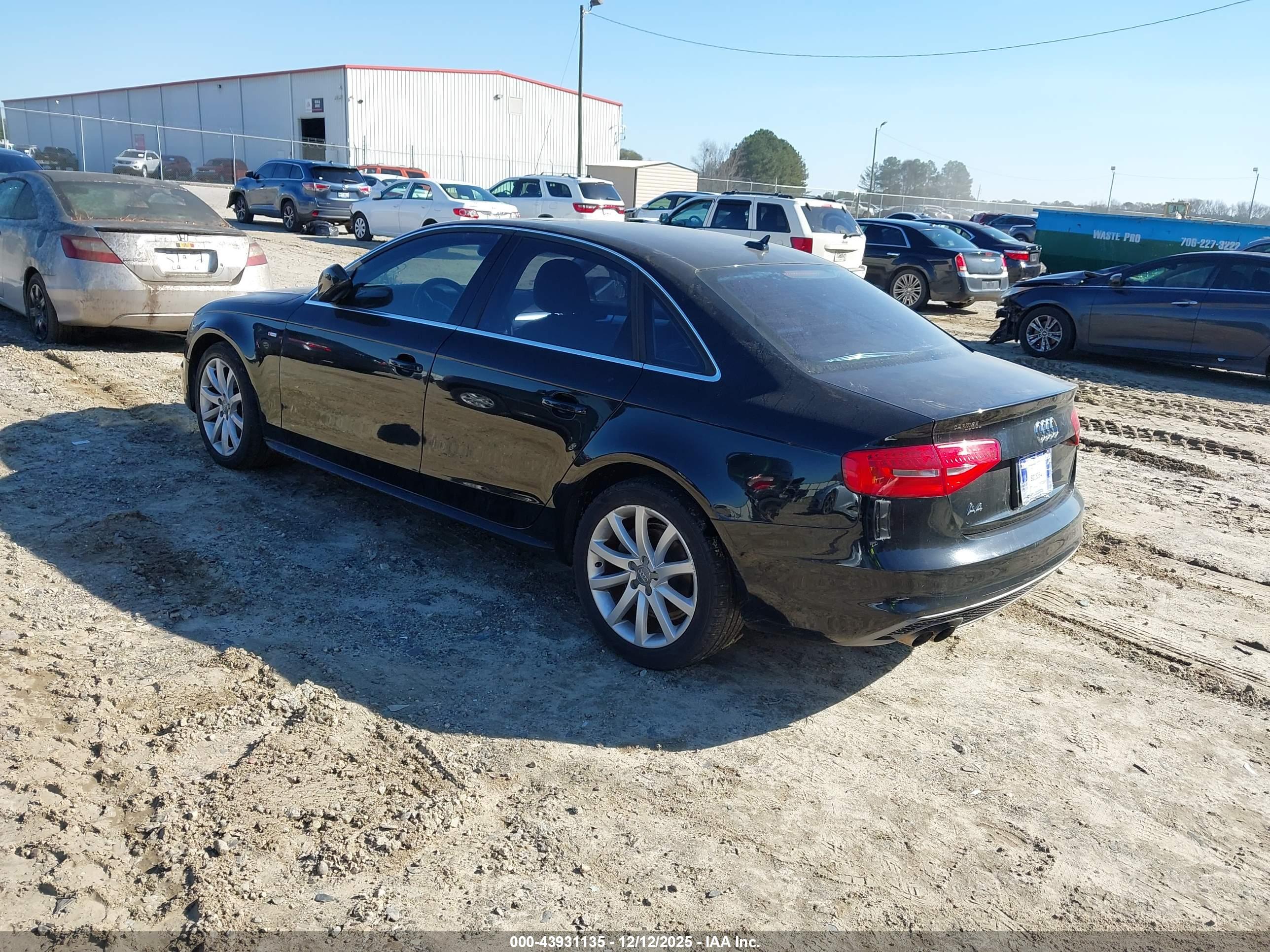 AUDI A4 image 3