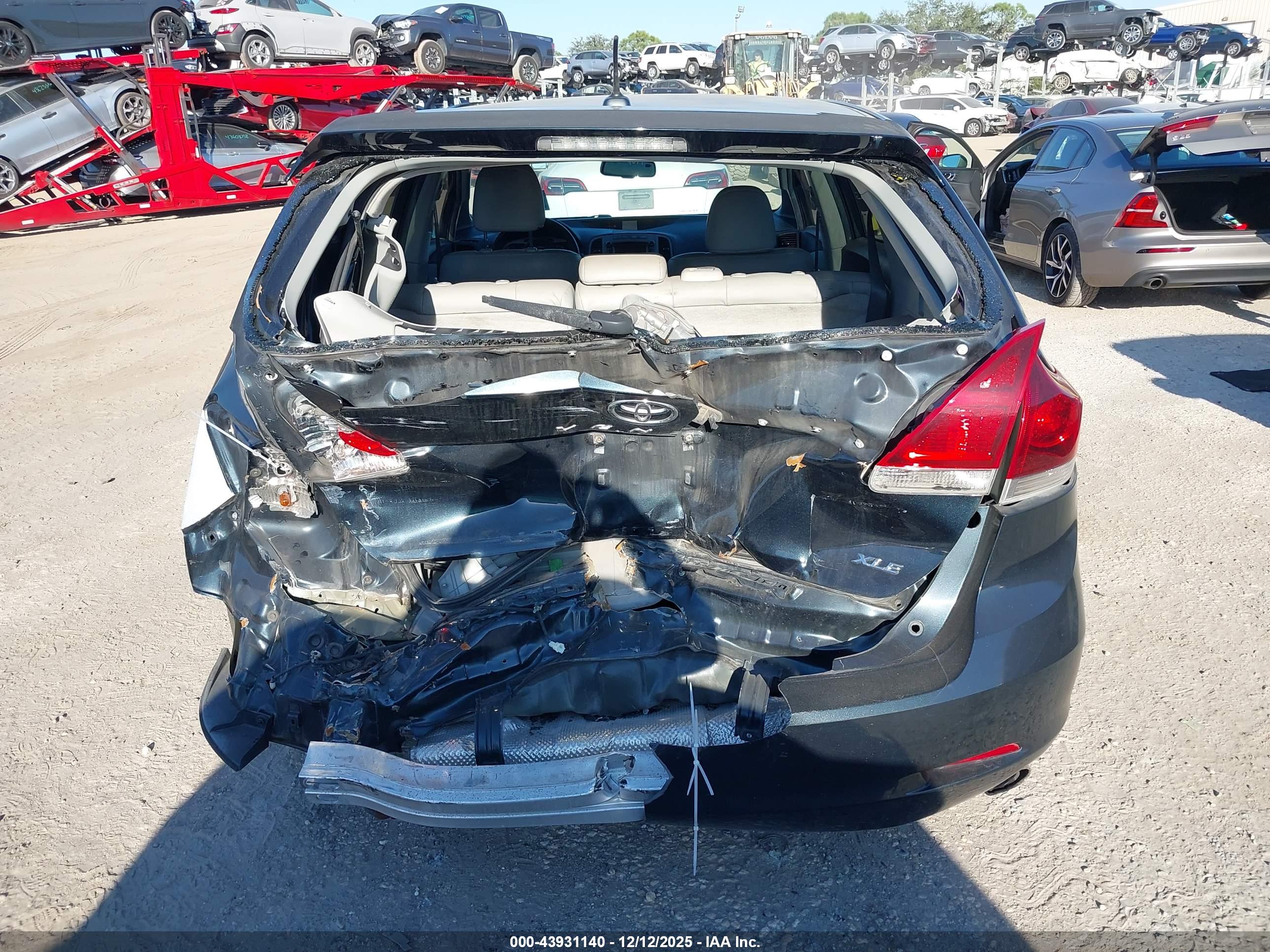 TOYOTA VENZA image 6