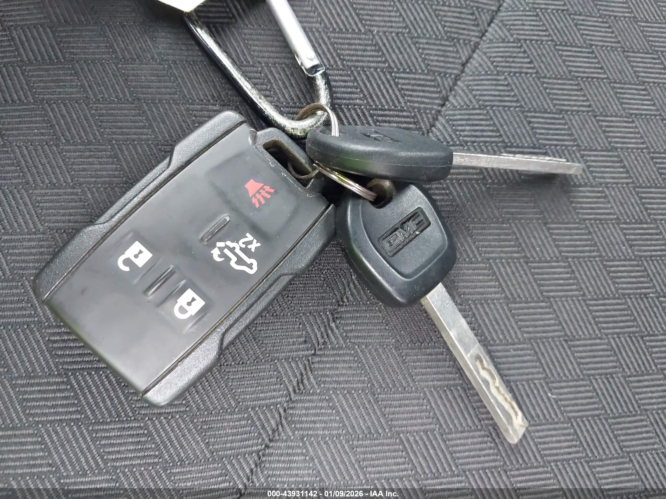 GMC SIERRA image 11