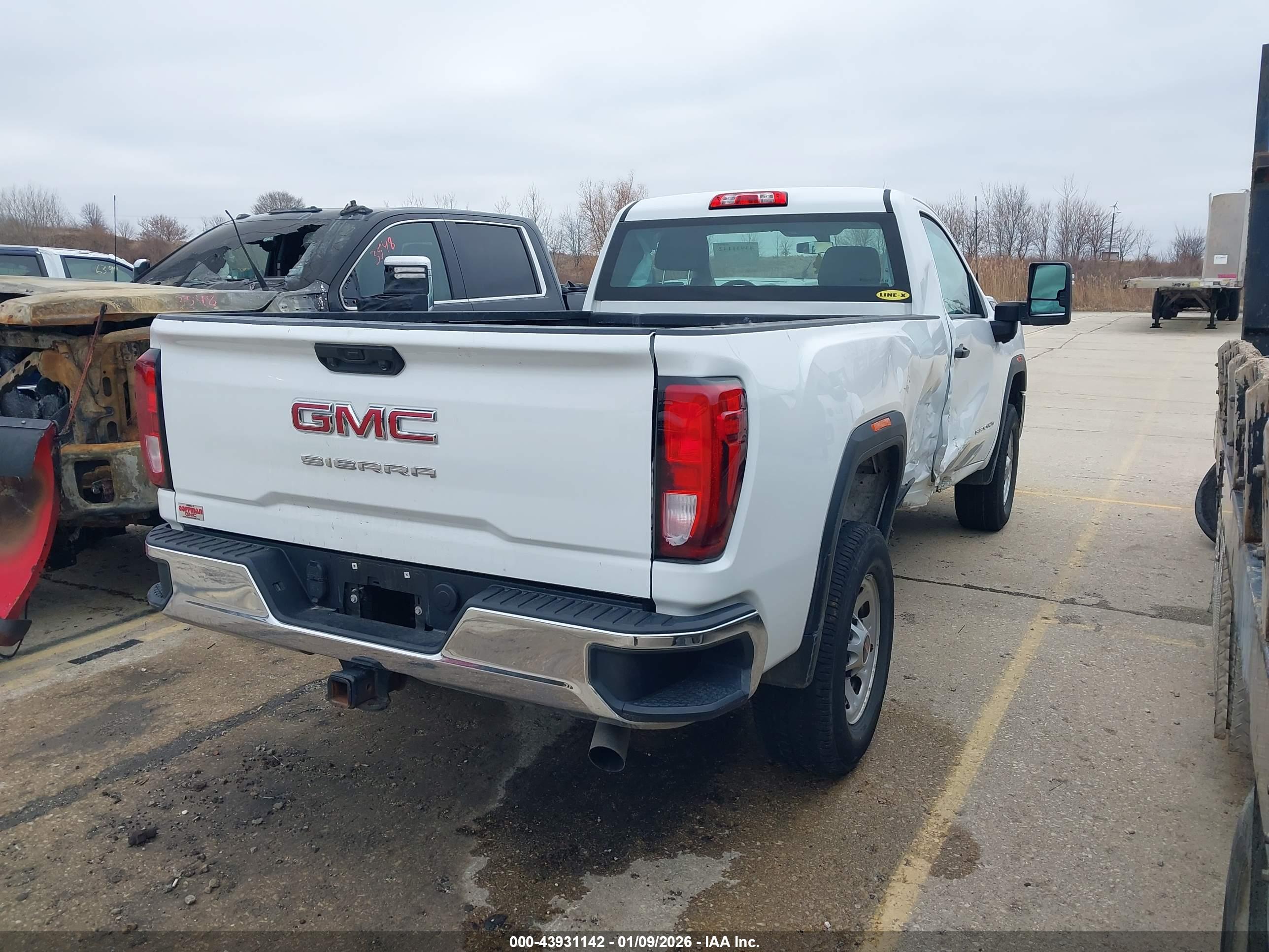GMC SIERRA image 4