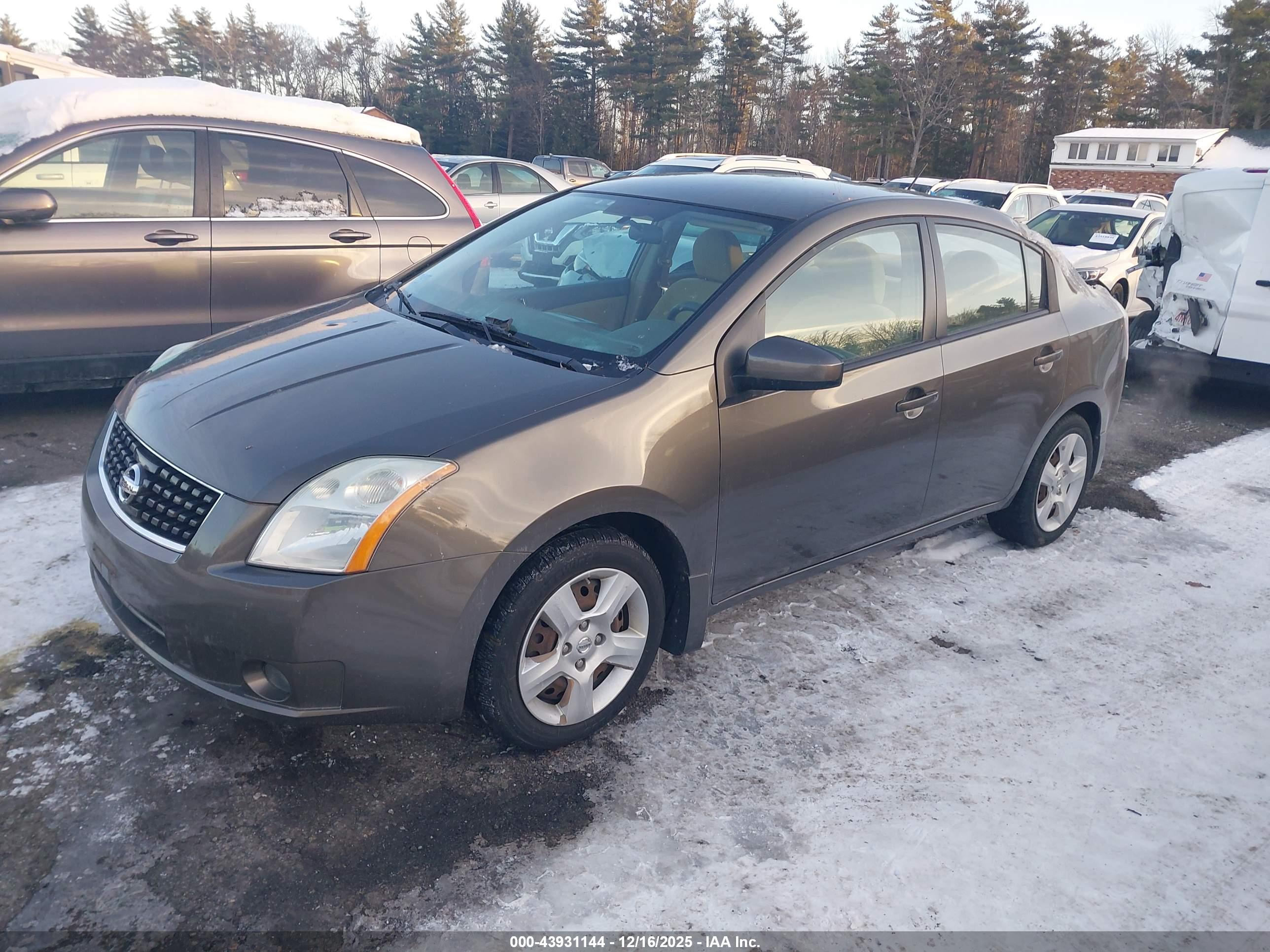 NISSAN SENTRA image 2