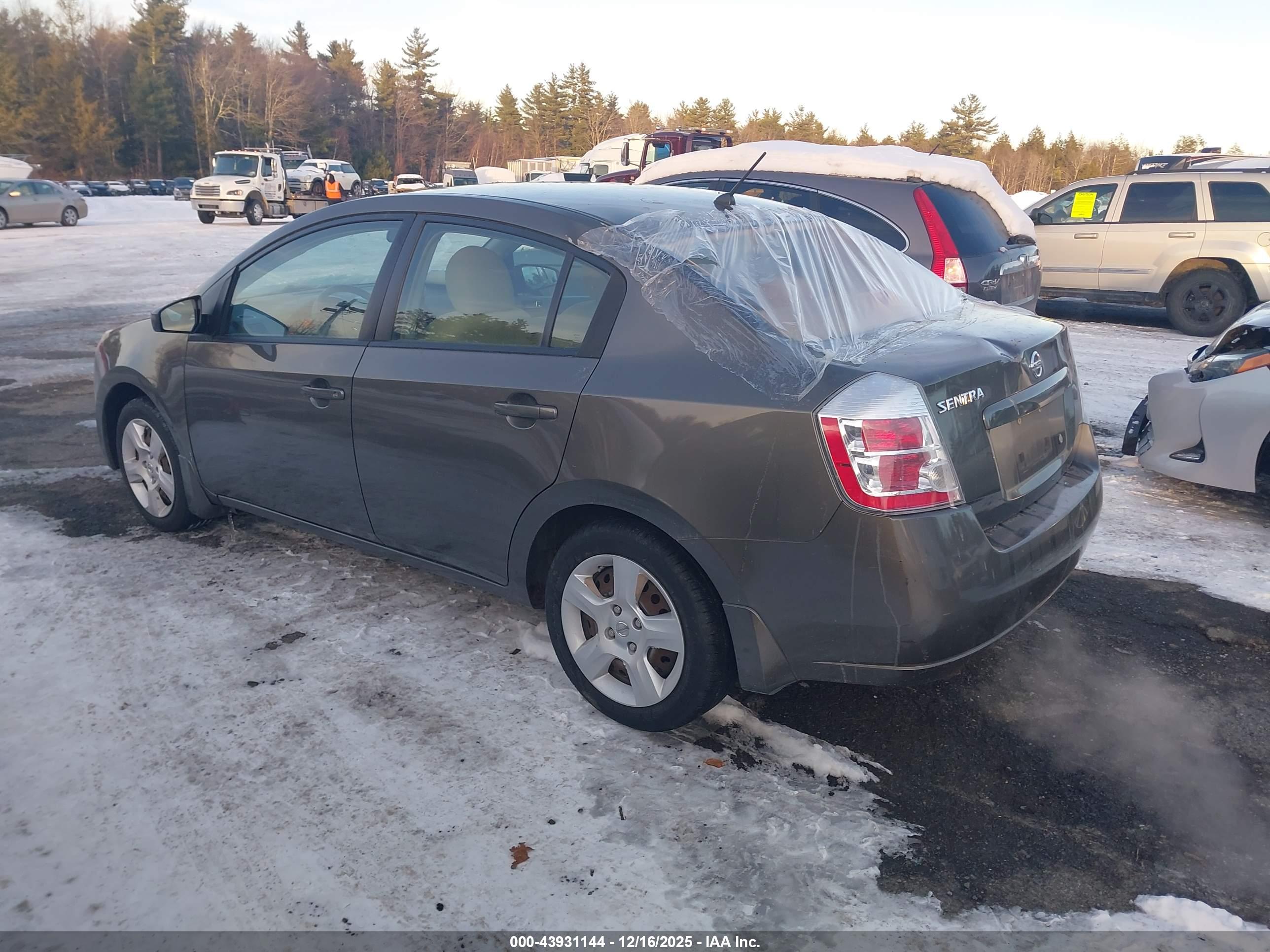 NISSAN SENTRA image 3