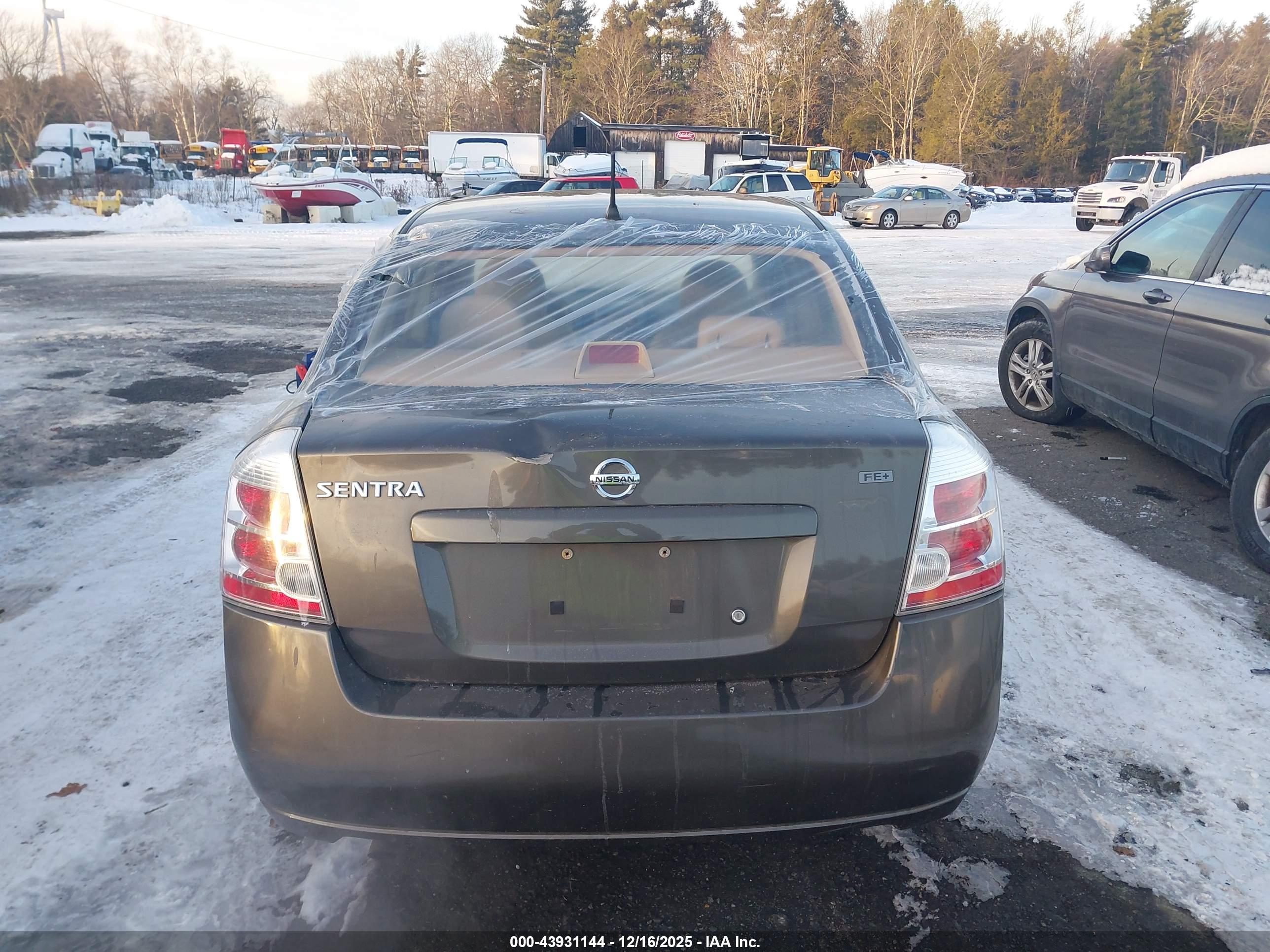 NISSAN SENTRA image 6