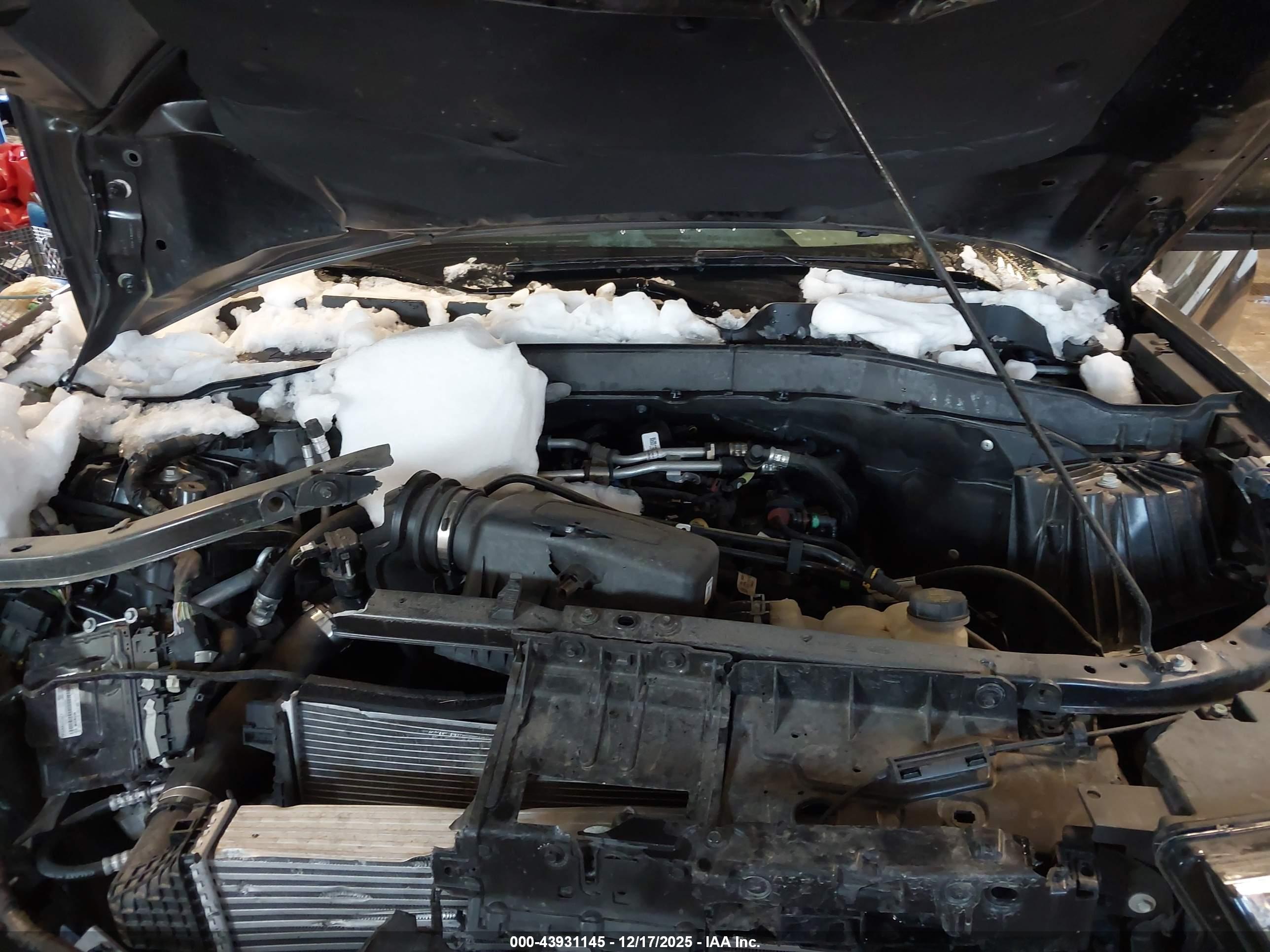 FORD EXPLORER image 10