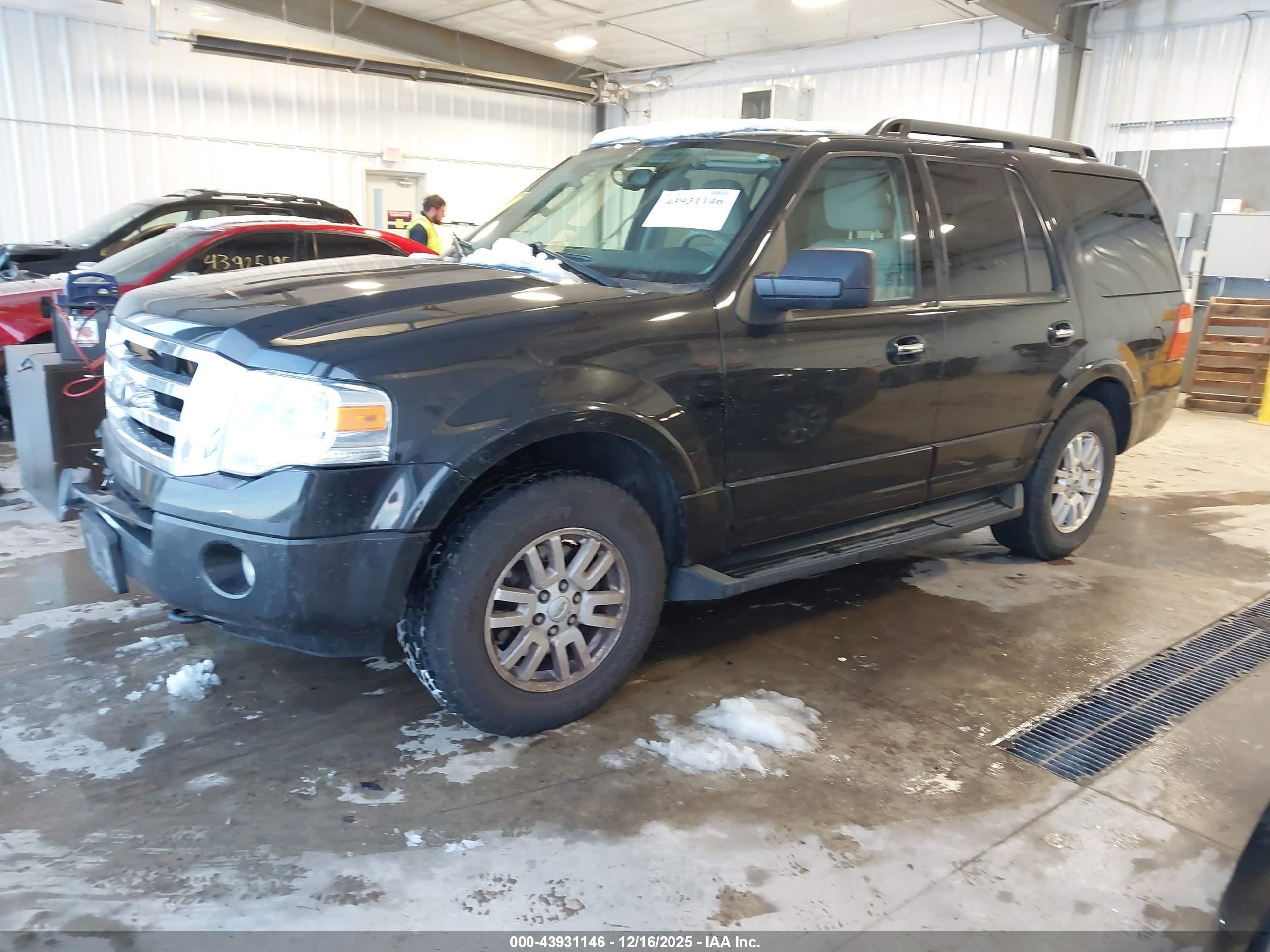 FORD EXPEDITION image 2