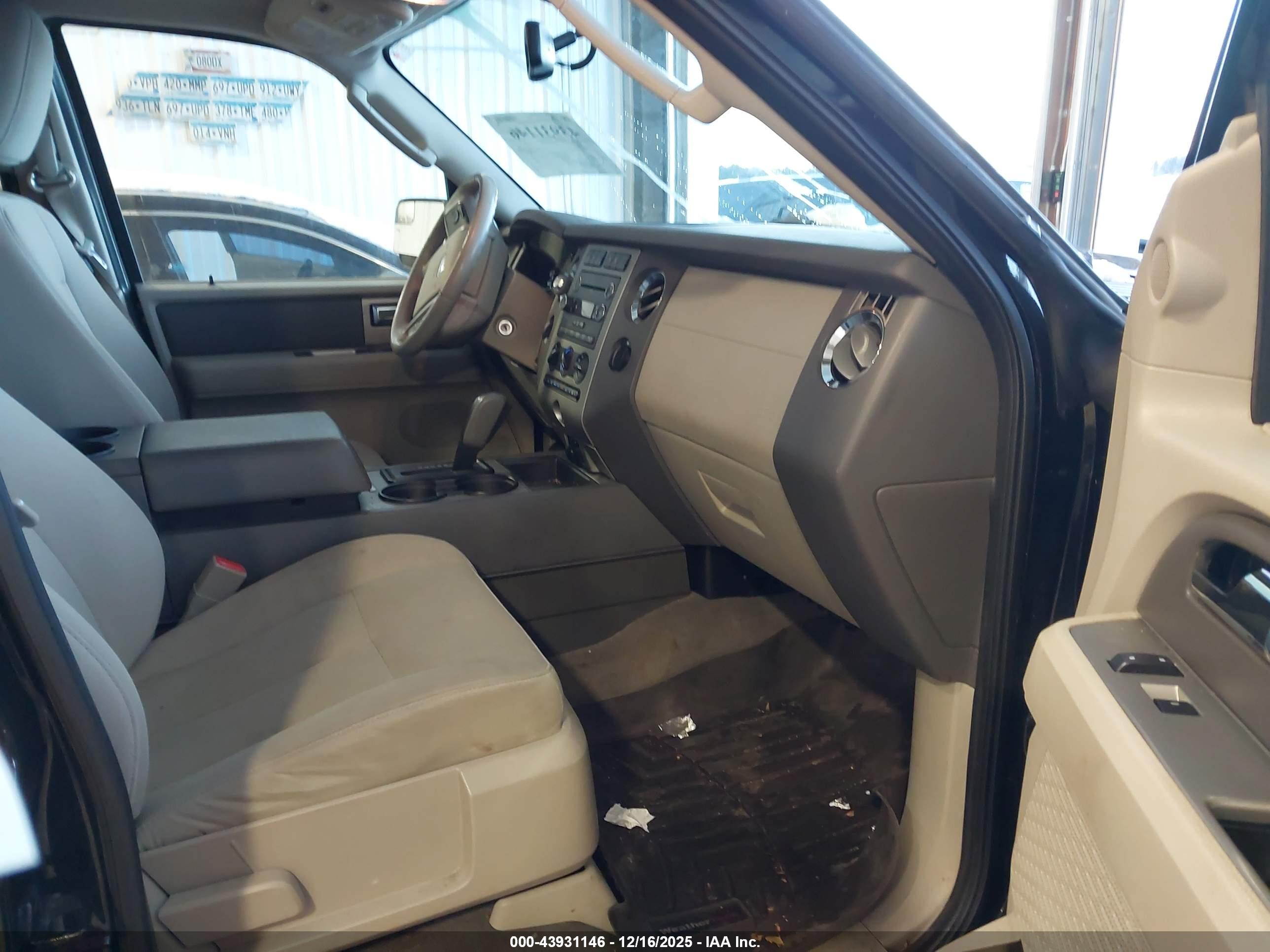 FORD EXPEDITION image 5