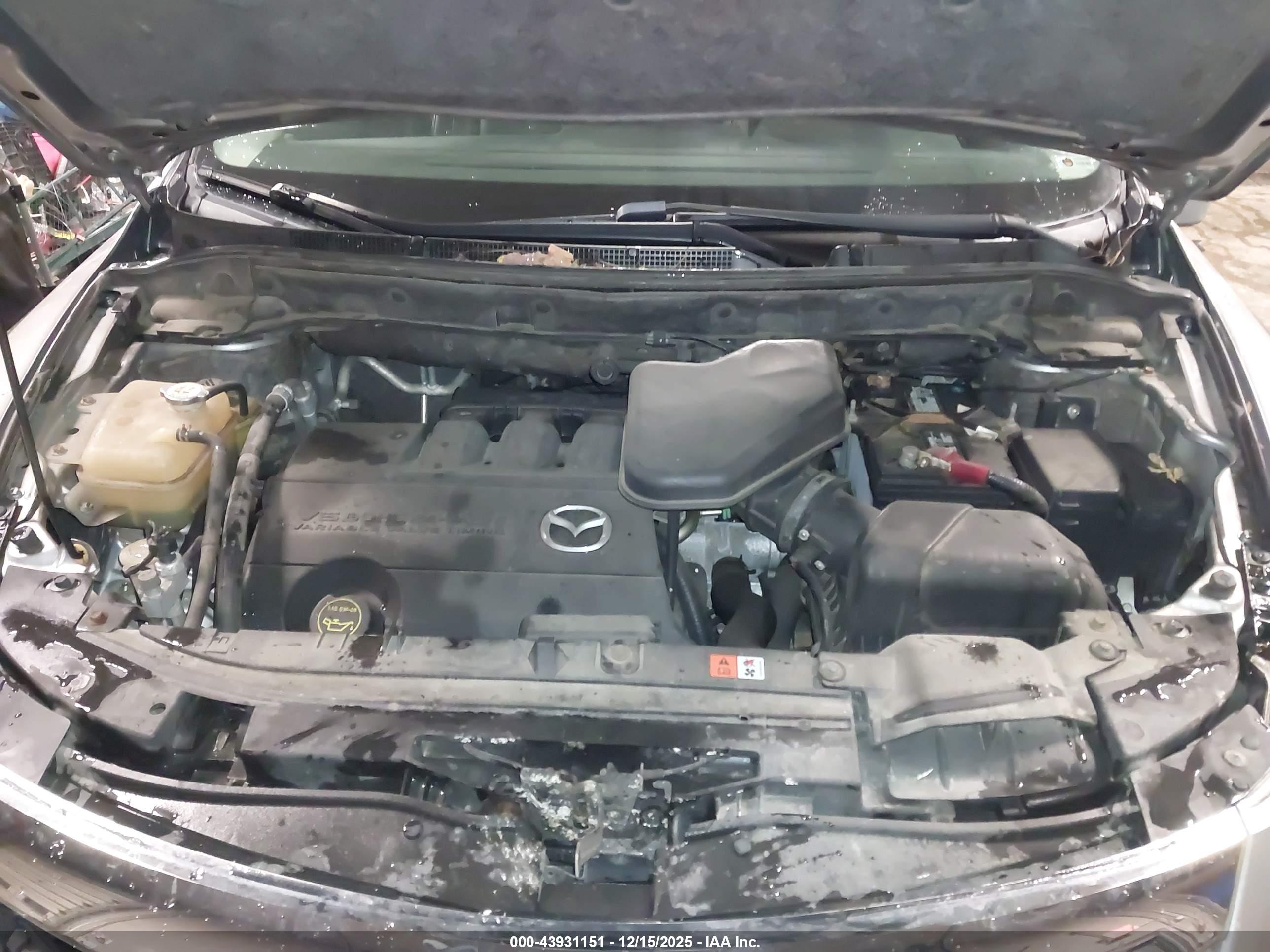 MAZDA CX-9 image 10