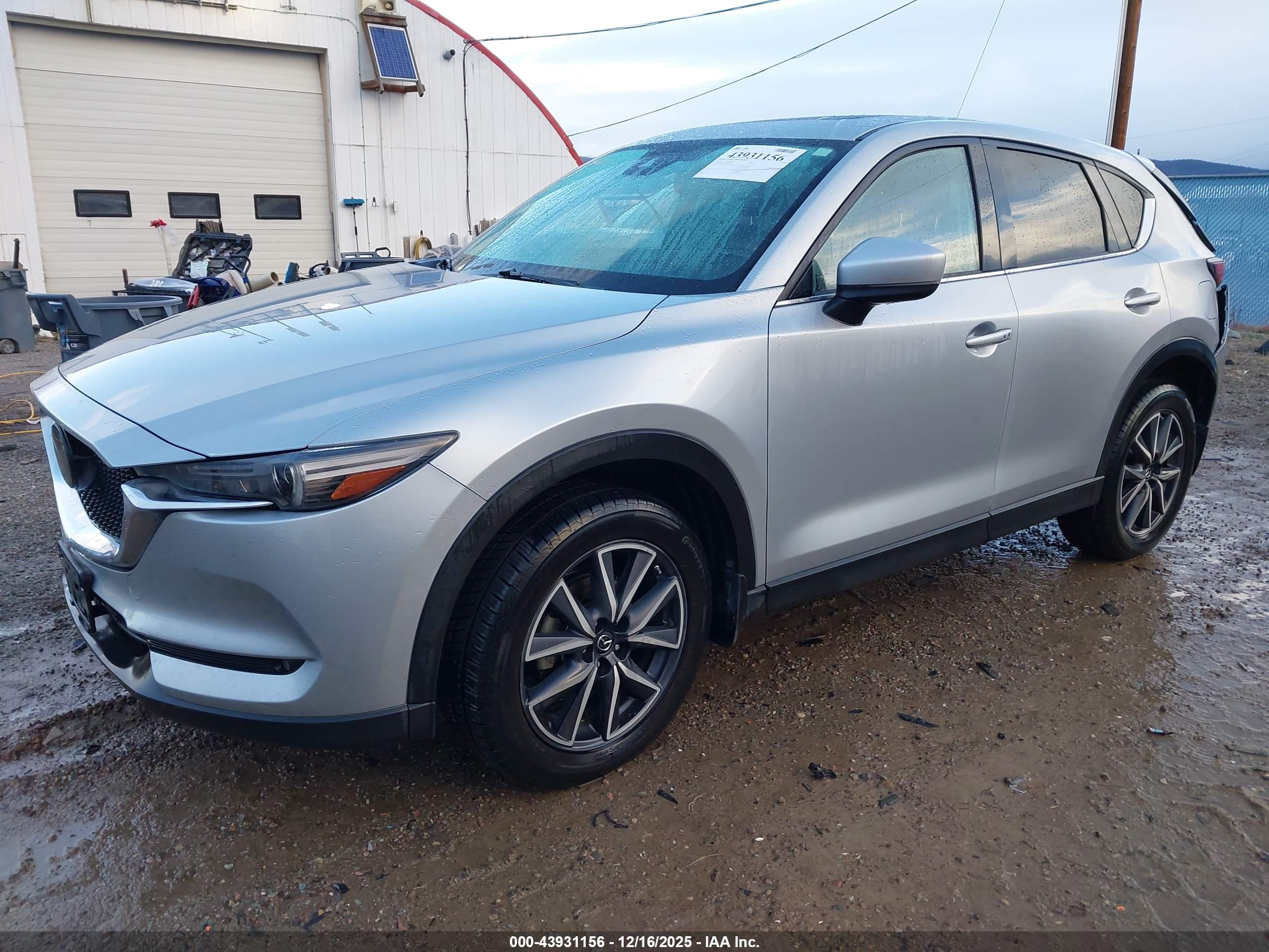MAZDA CX-5 image 2