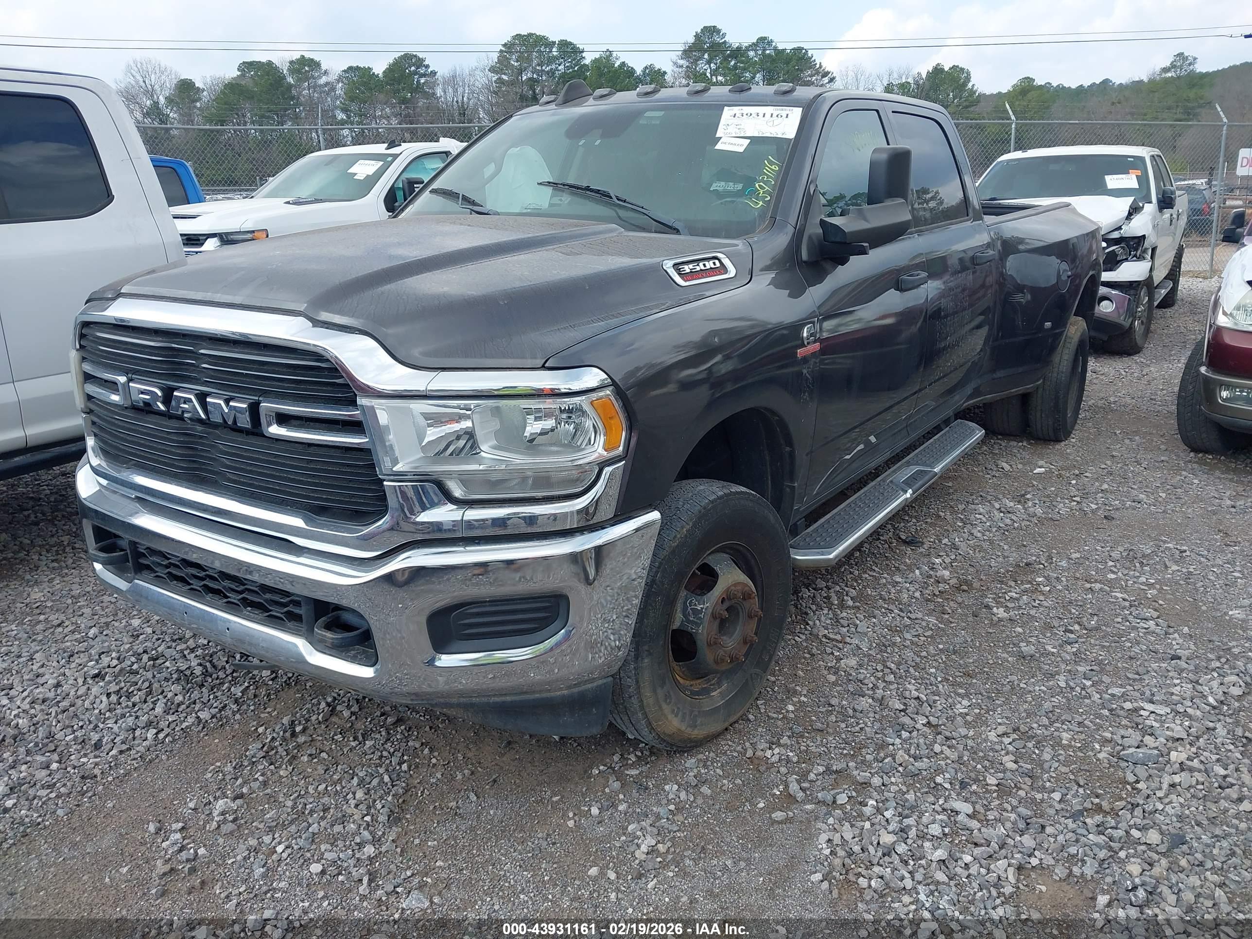RAM 3500 image 2
