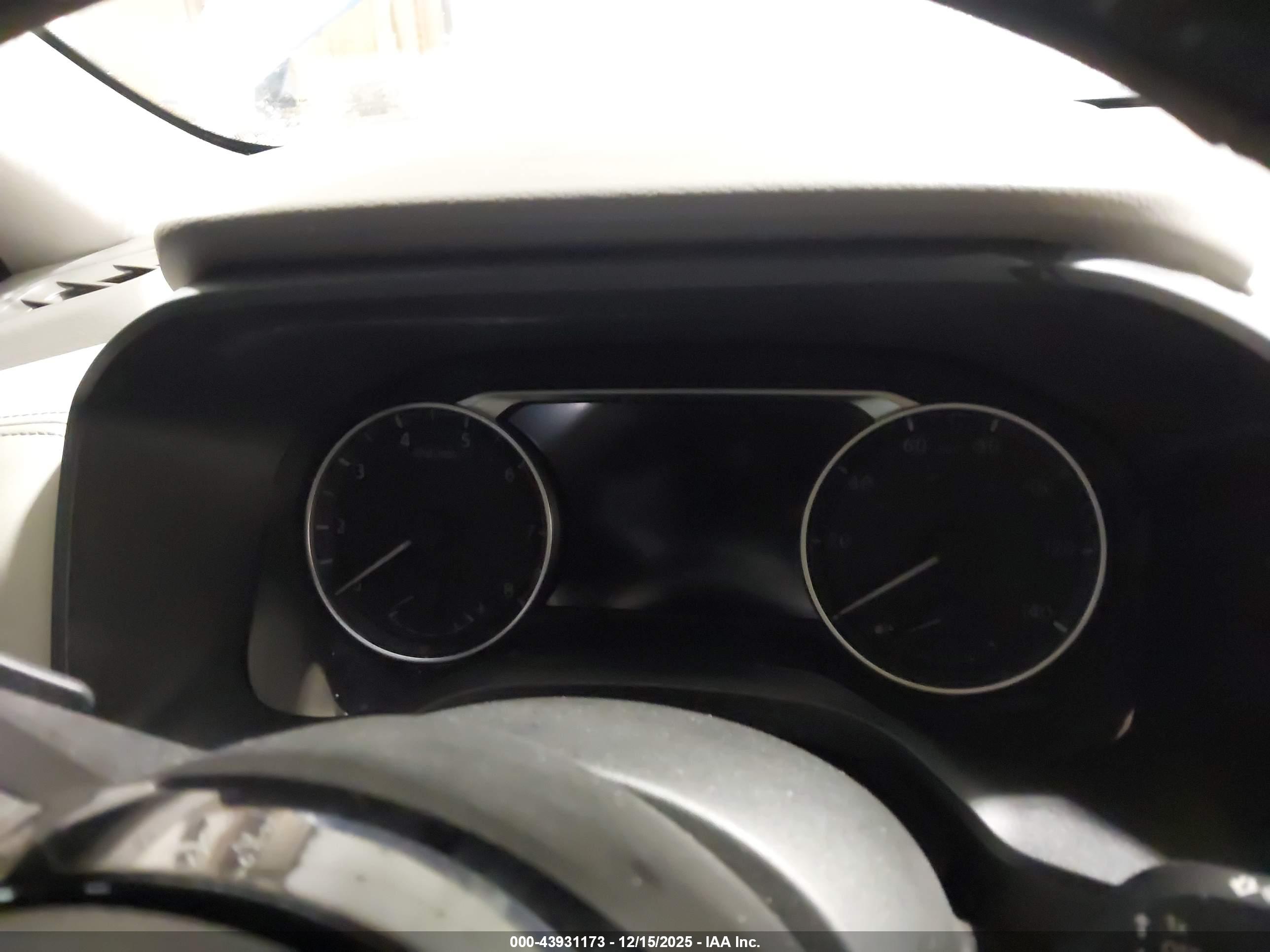 NISSAN ROGUE image 7