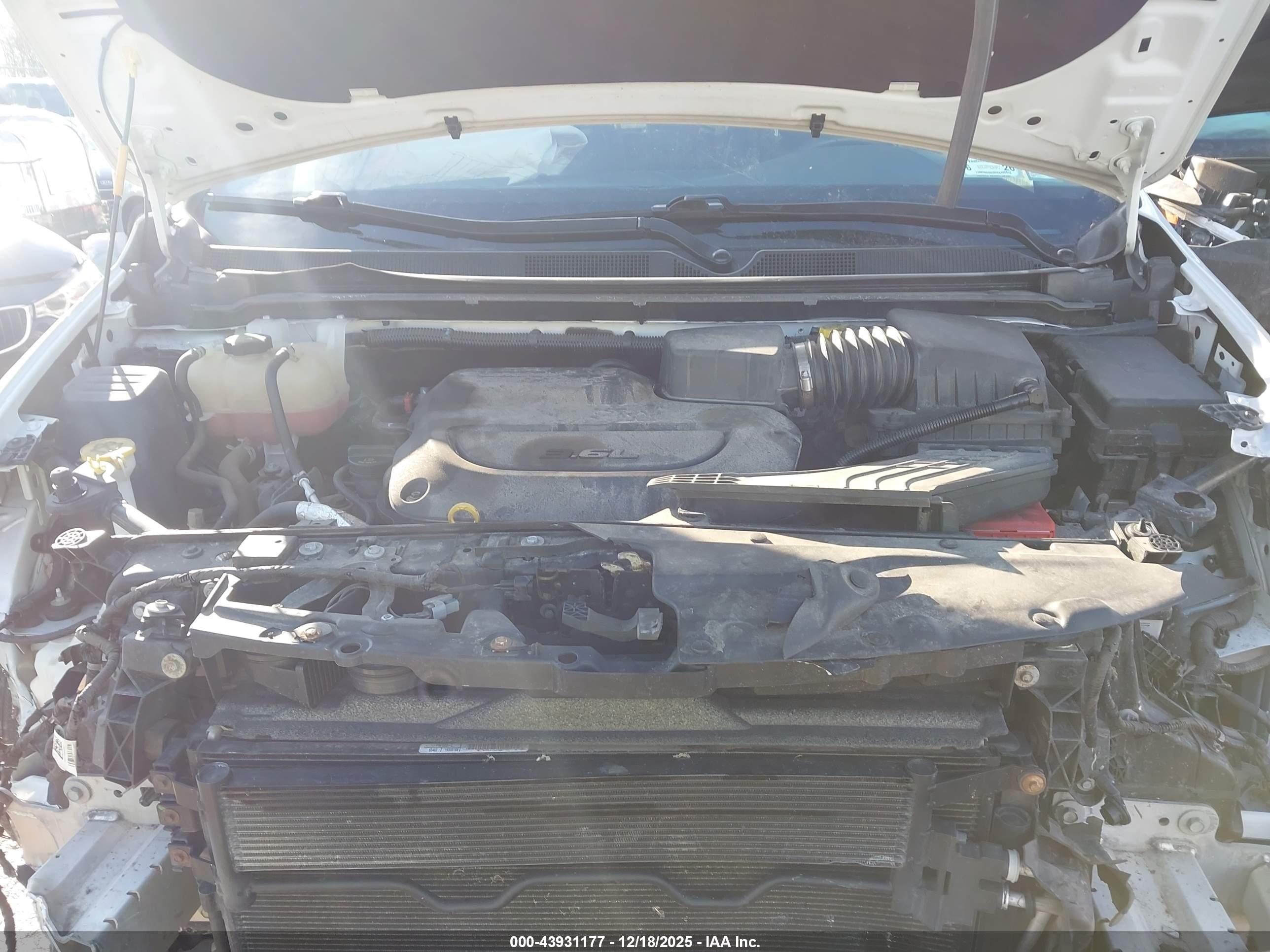 CHRYSLER PACIFICA image 10